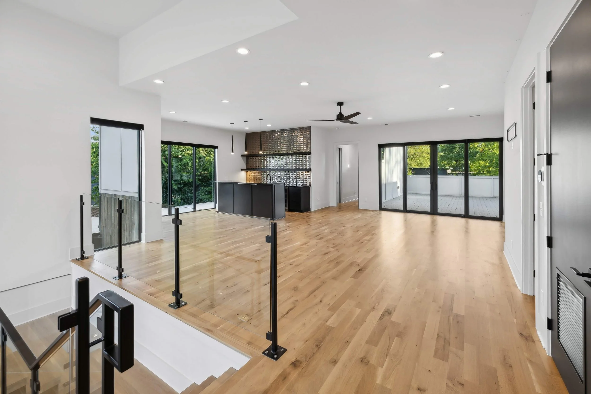 09 Ryan Thewes Architect Derrick Henry.jpg