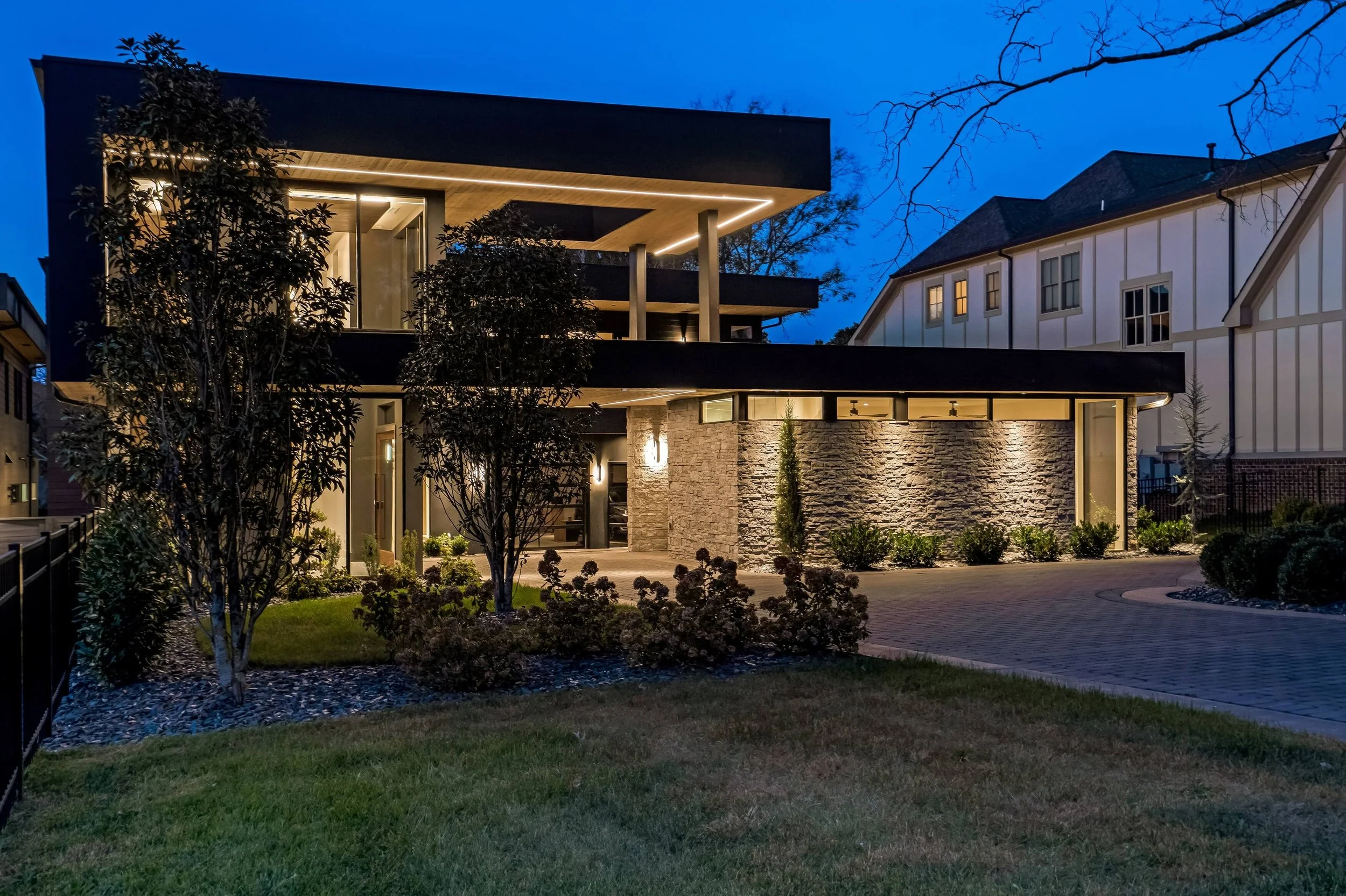 22 3906 Harding Ryan Thewes Architect.jpg