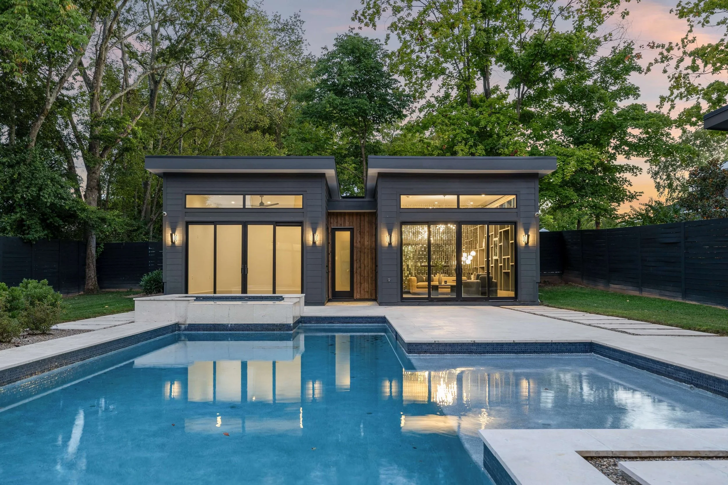 13 Ryan Thewes Architect Derrick Henry.jpg