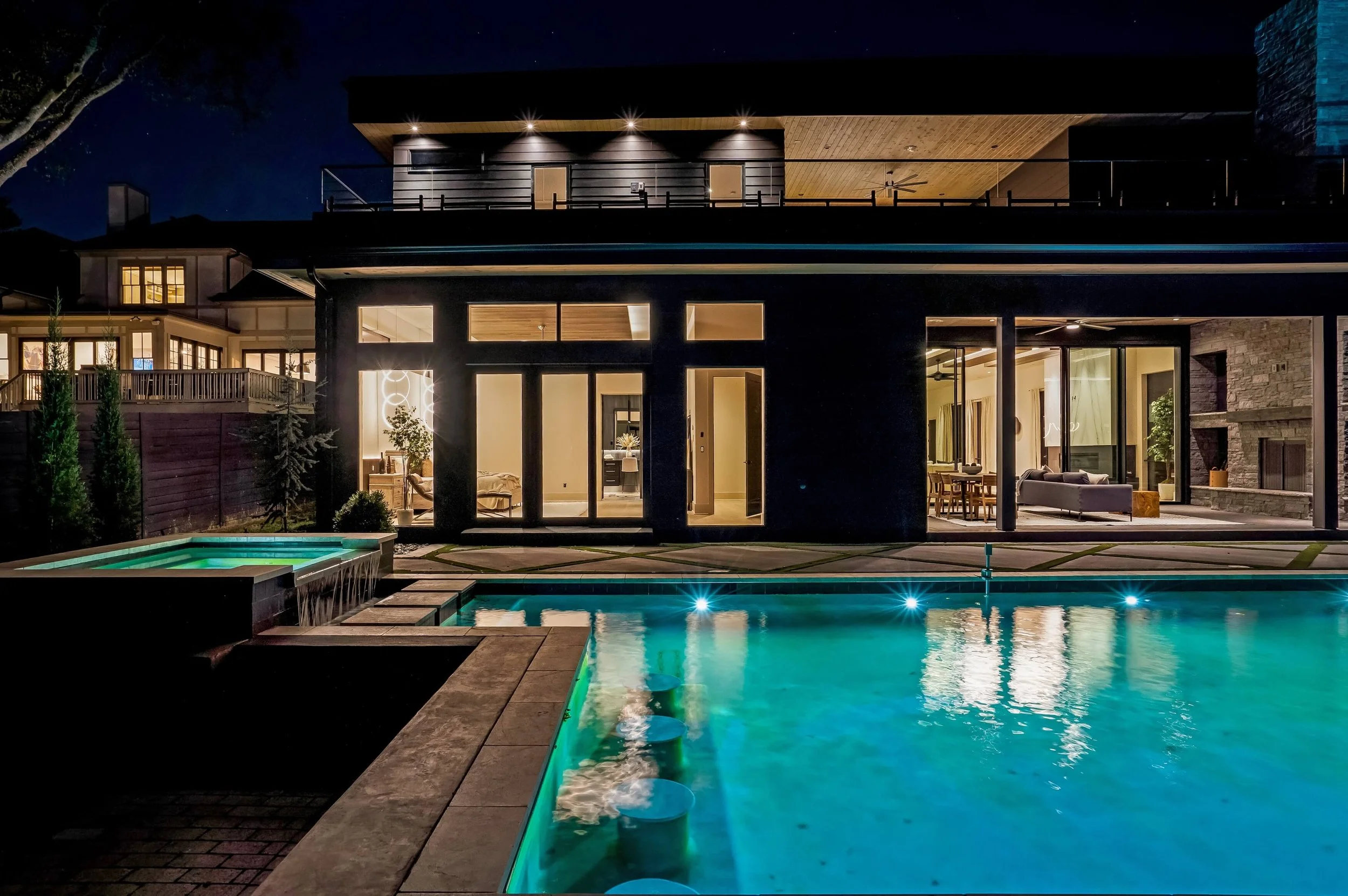 30 3906 Harding Ryan Thewes Architect.jpg