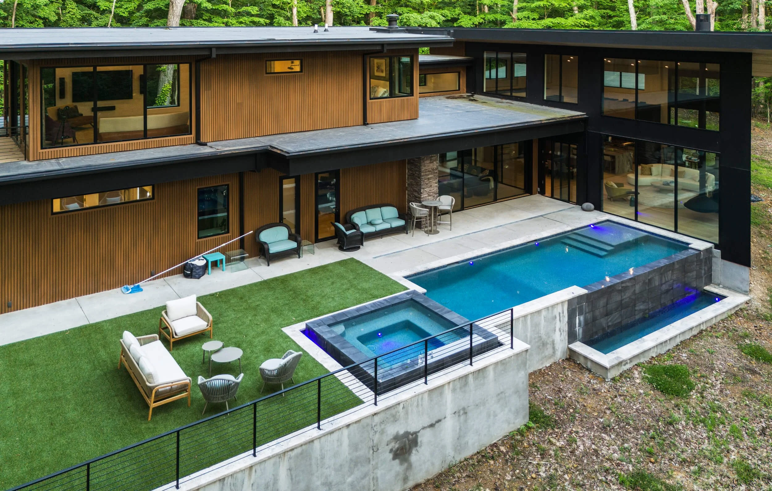 15 Ryan Thewes Architect Sandstone.jpg