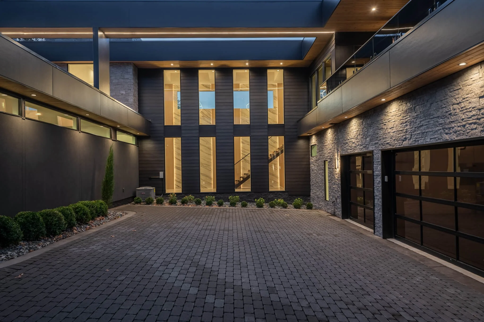 04 3908 Harding Ryan Thewes Architect.jpg