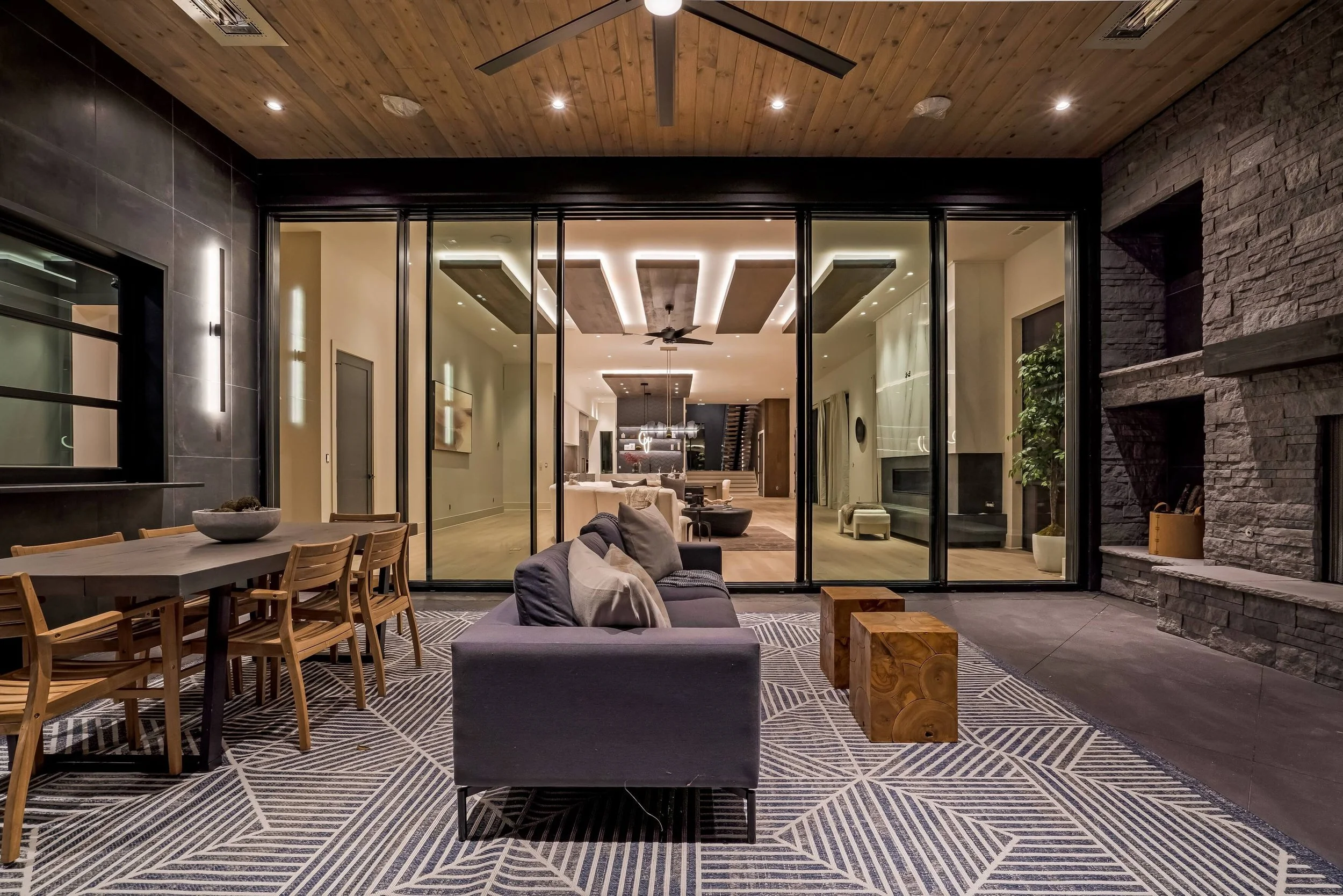 29 3906 Harding Ryan Thewes Architect.jpg