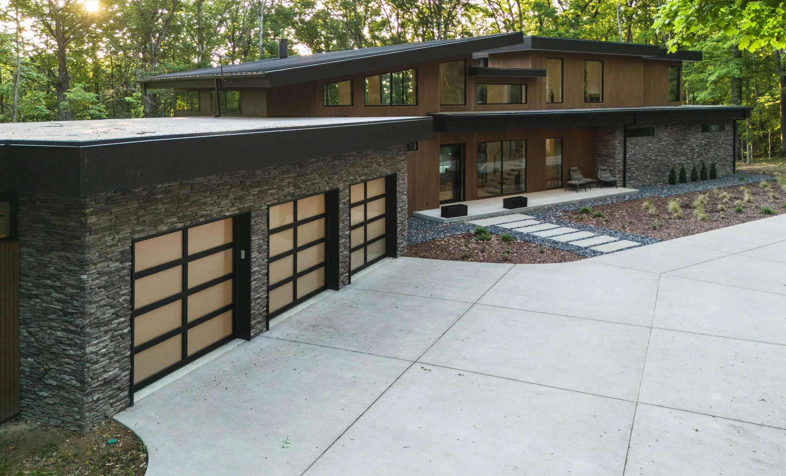 12 Ryan Thewes Architect Sandstone.jpg