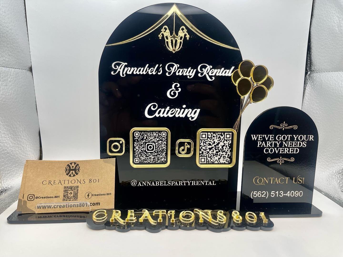 This sign is beautiful and elegant! You can never go wrong with black and gold 🖤✨ Contact @annabelspartyrental all your party needs. They Cater too!! #customqrsign #qrcodes #partysupply #catering #creations801 #handmadewithlove