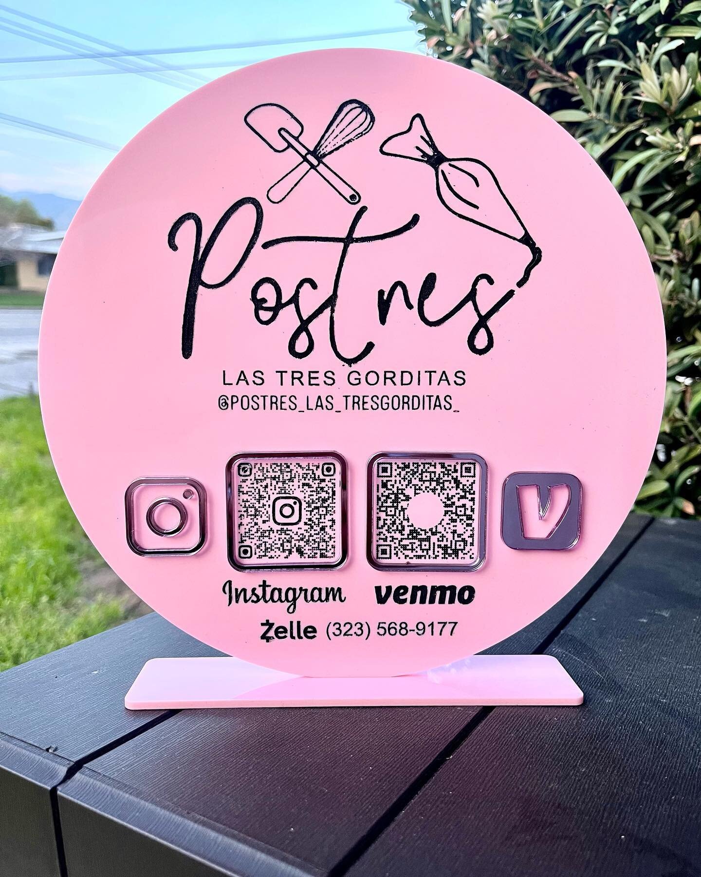 How cute is the sign we made for @postres_las_tresgorditas_ 💖 Thank you for trusting us with your sign 💕🧁#customqrcode #qrcodesigns #customorder #creations801 #smallbusiness #customcreations #supportlocalbusiness #supporthandcrafted