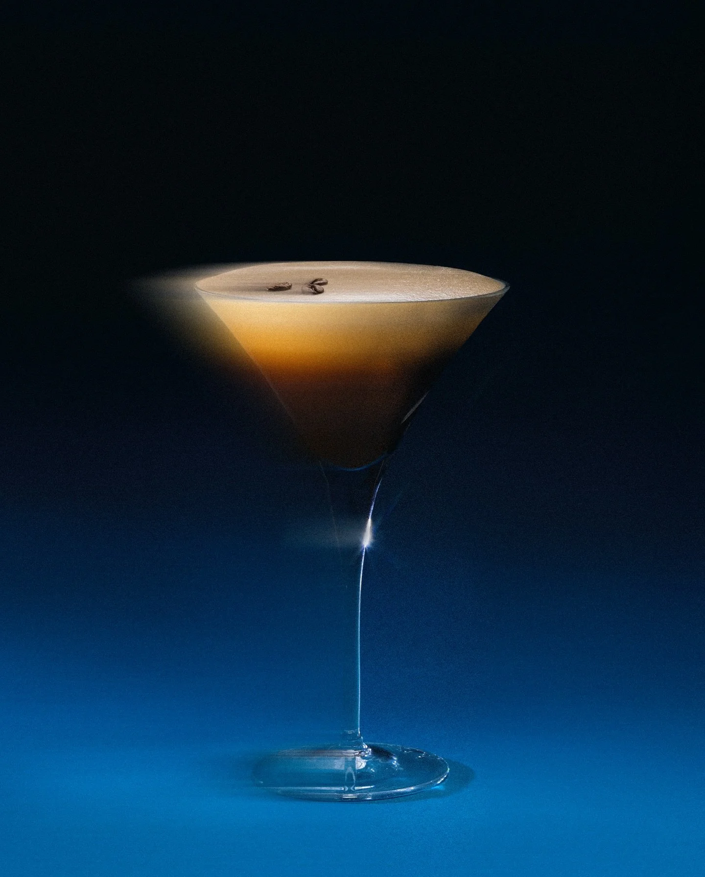 Happy Friday!  New test work, had to  include my absolute favourite, an espresso martini ☕️🤎🍸

Represented by @agentatlarge