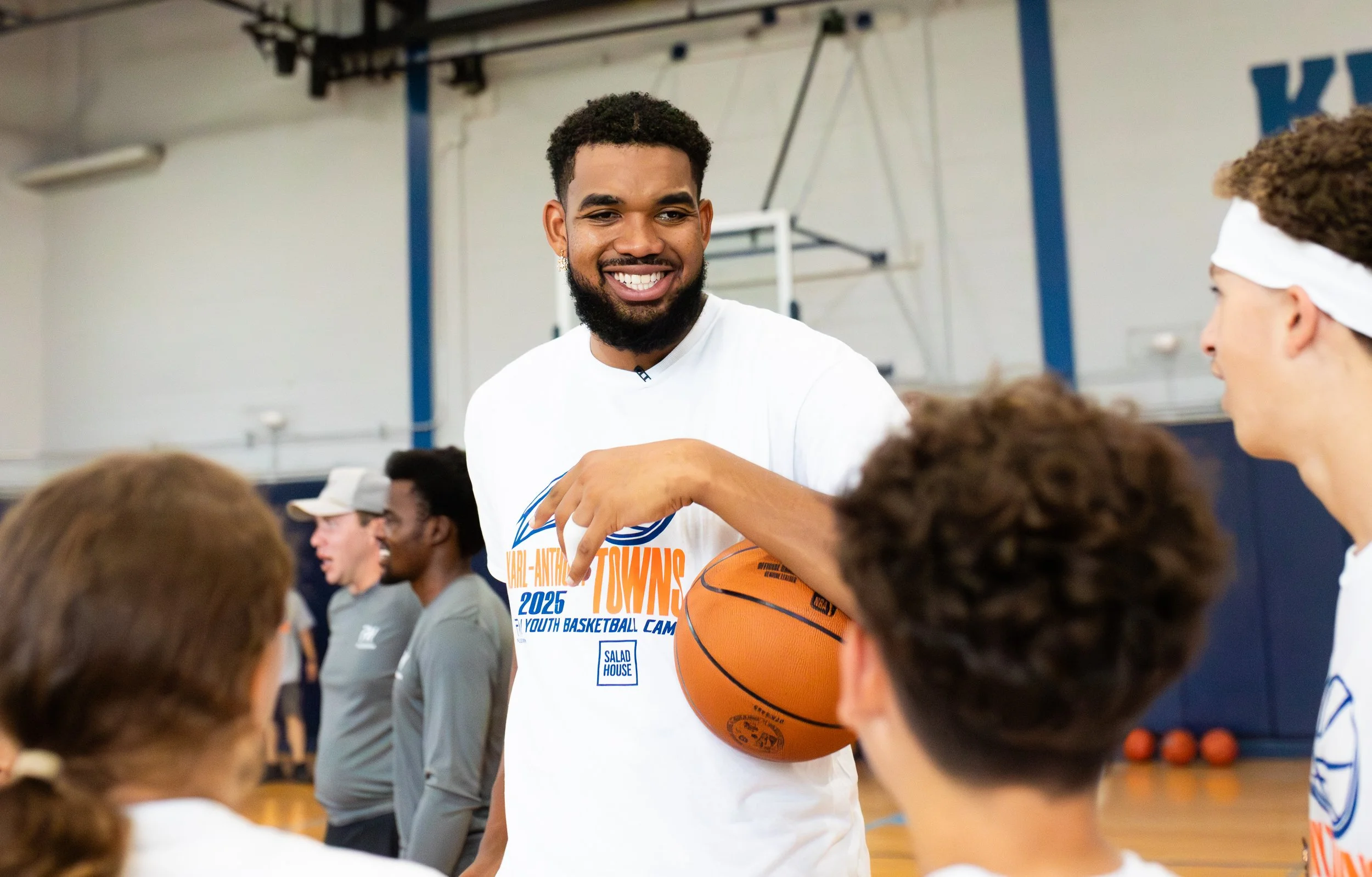 FLEX WORK SPORTS, KARL-ANTHONY TOWNS, NORTH JERSEY, NEW JERSEY, NEW YORK KNICKS, SPORTS MARKETING, BASKETBALL, NBA, CHRIS PICO, SPORTS INDUSTRY, SPORTS PHOTOGRAPHY