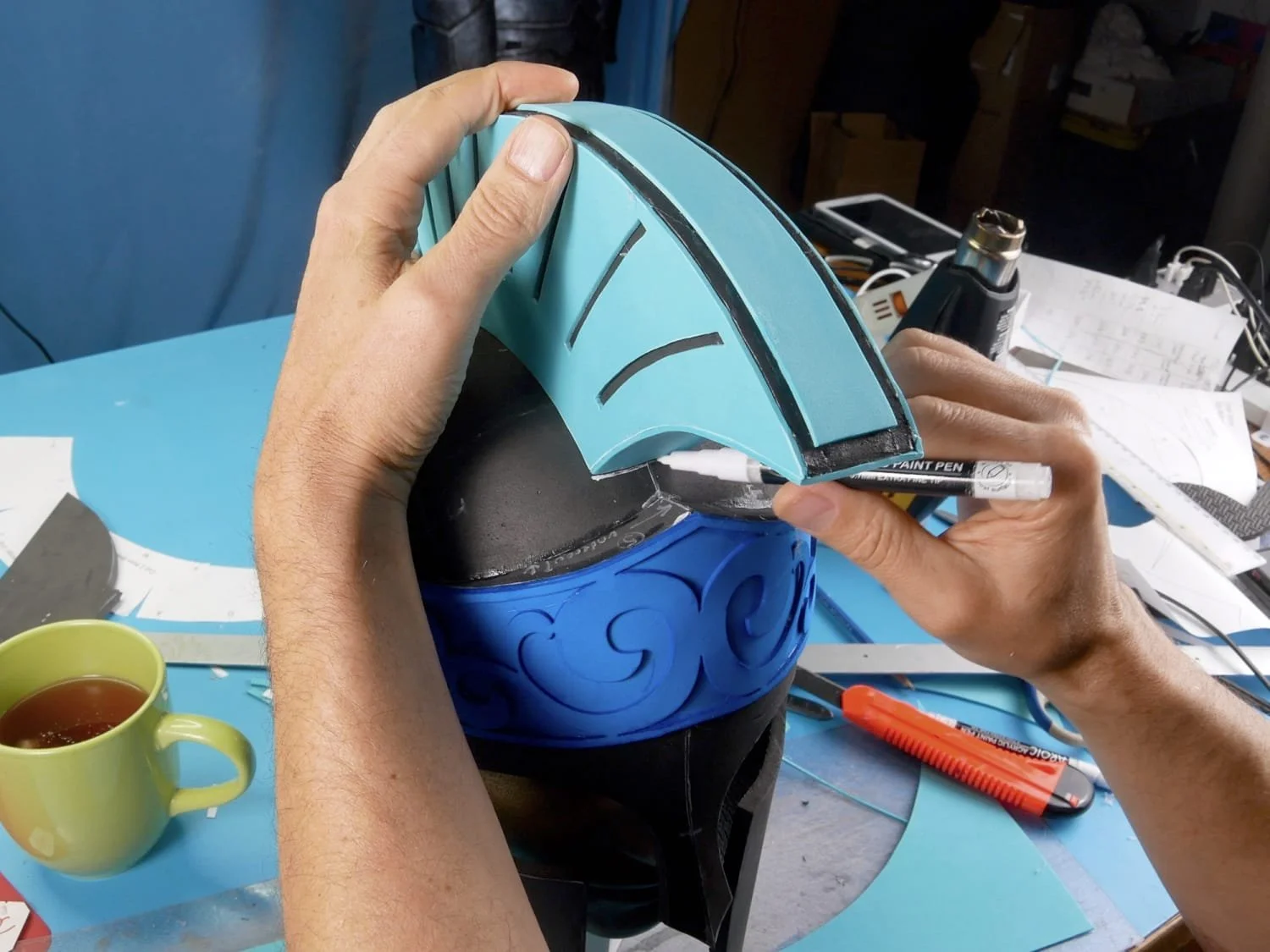 Attaching the plume to the helmet