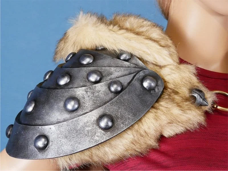 Link to Astrid Pauldron Pattern