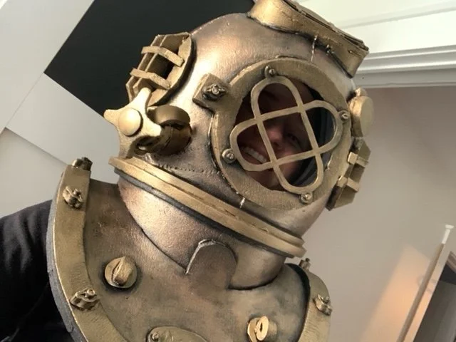 diving helmet costume example