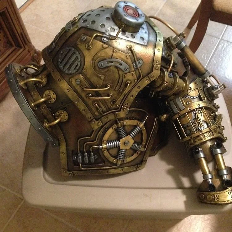 mechanical arm and shoulder armor