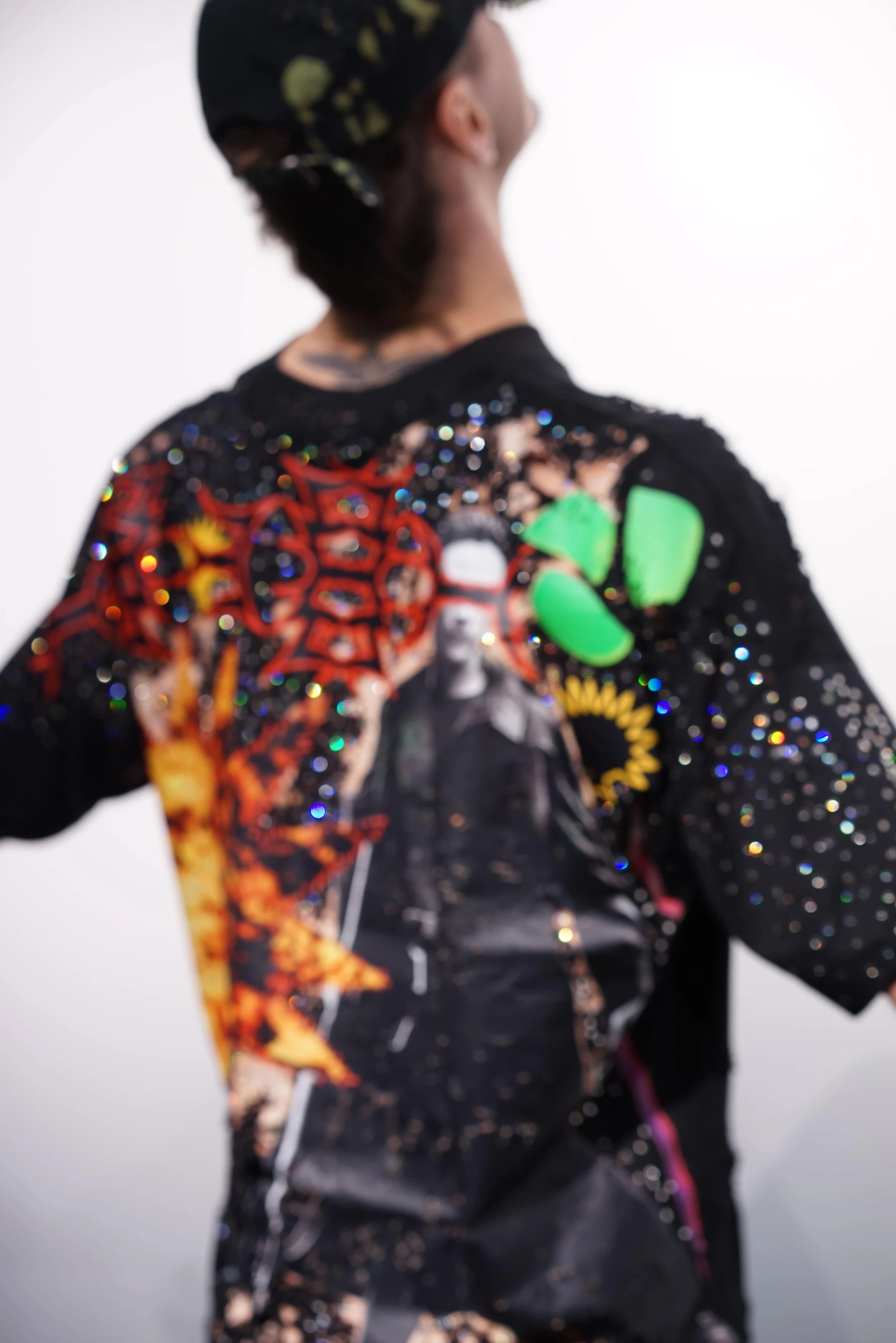 RtN-bleached-matrix-t-shirt-with punk-model-9-min.jpg