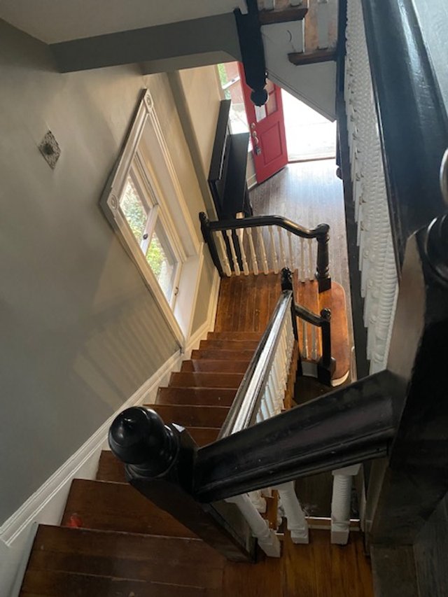 2nd floor to entry.jpg