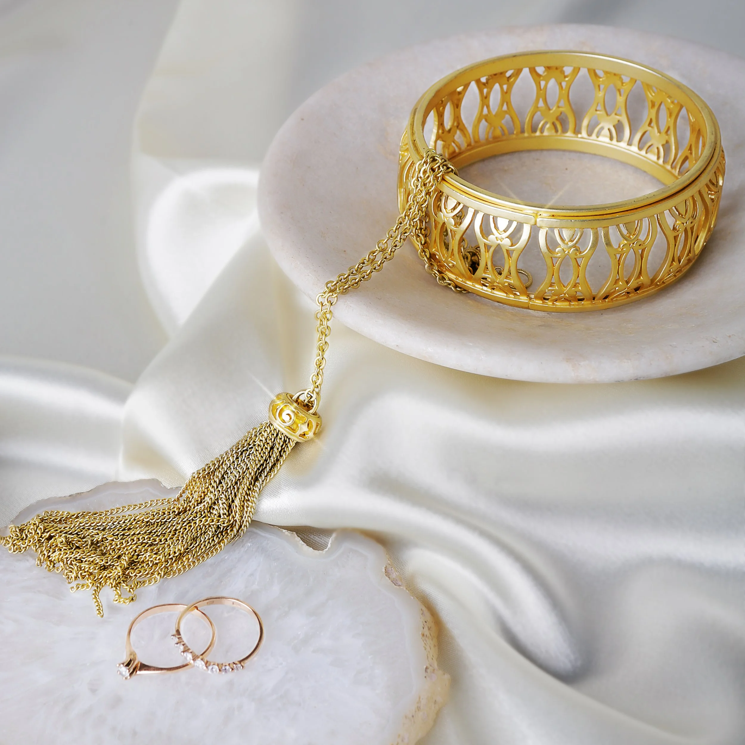 Jewelry_Tabletop-1_copy.jpg