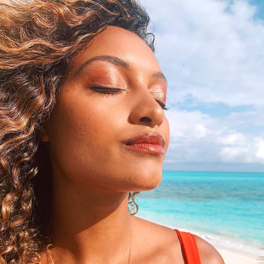 These Drugstore-Priced Primers Are Basically the Blur Tool in a Tube