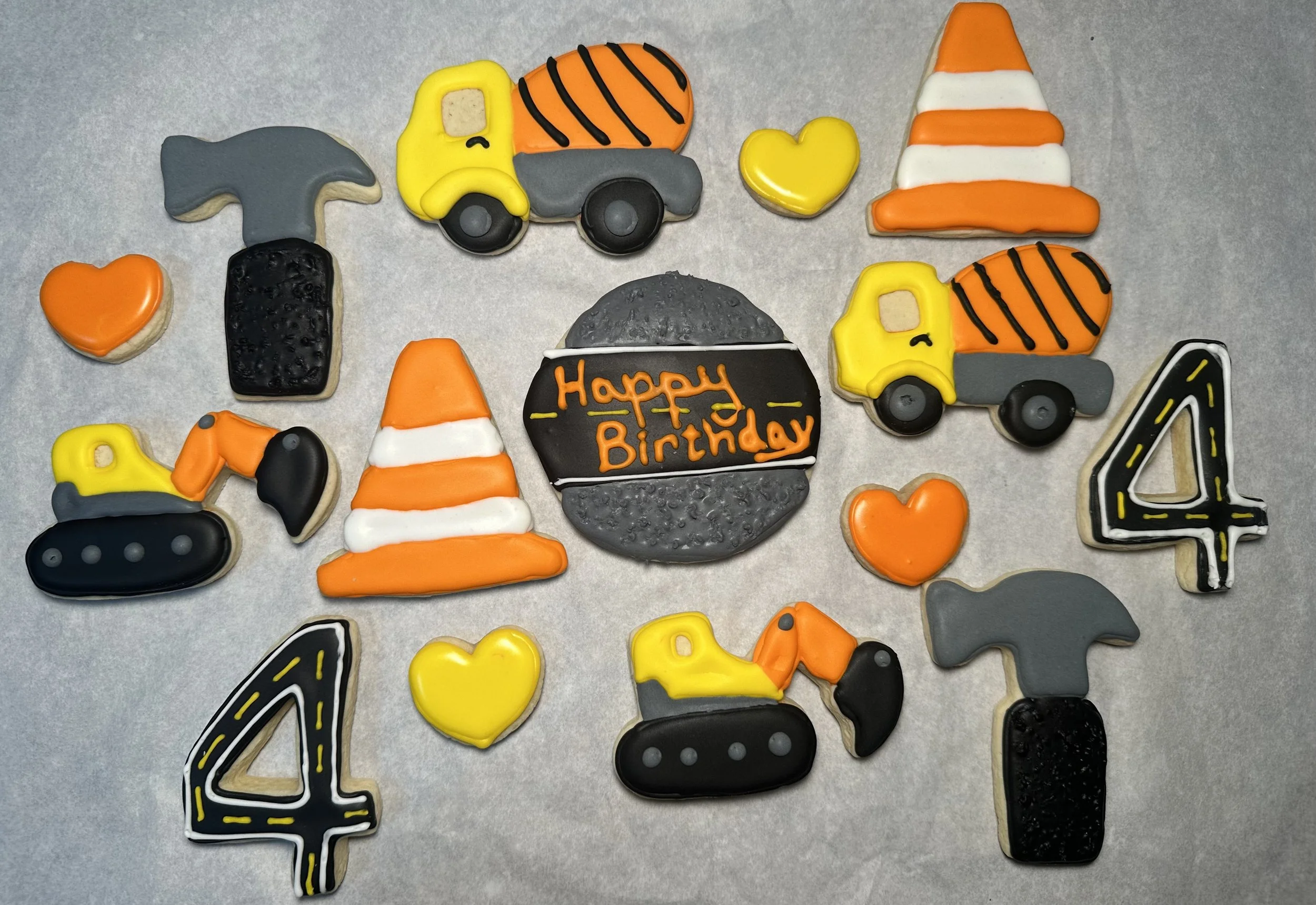 CONSTRUCTION W/ COLOR MATCHING MINIS