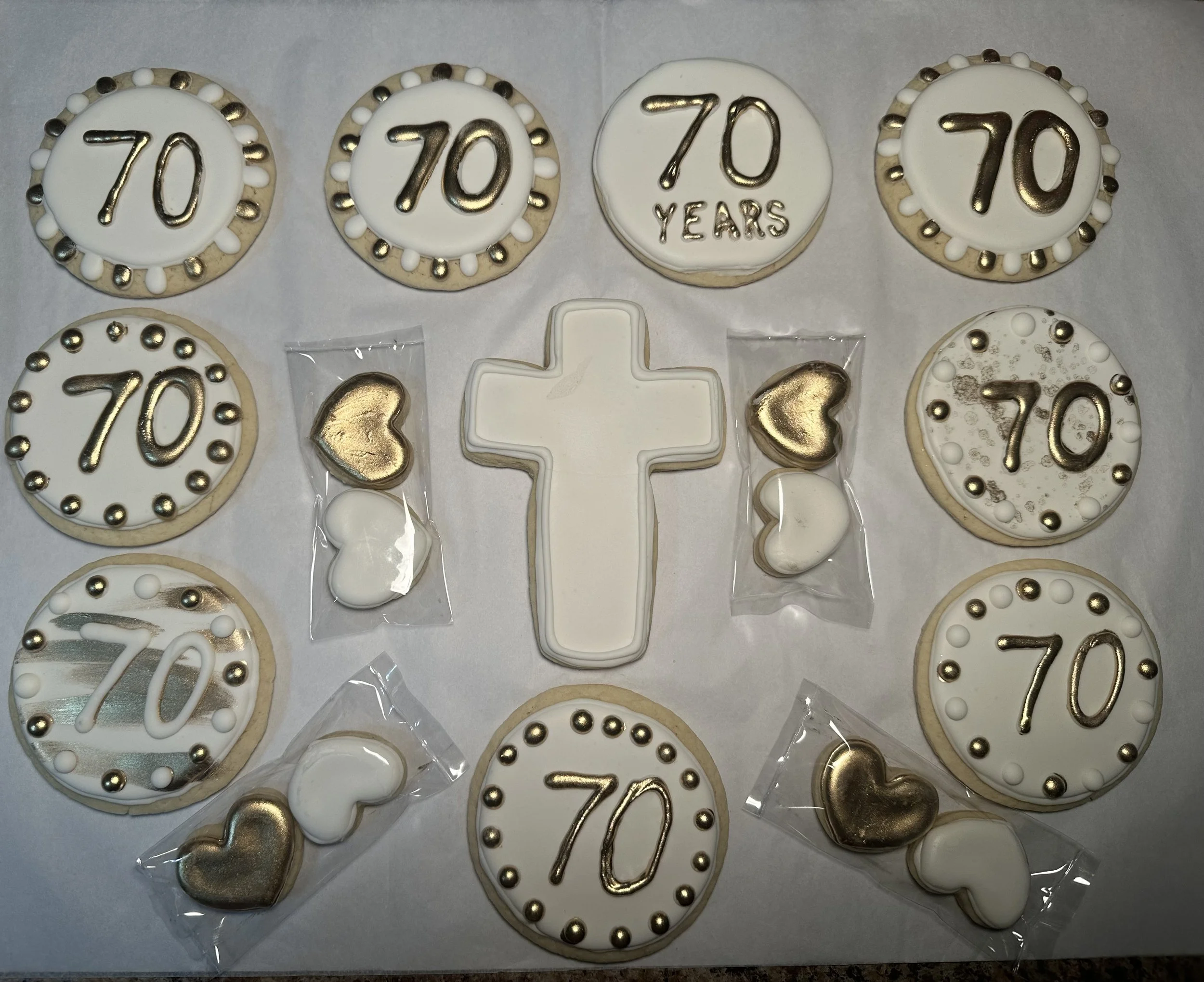 BIRTHDAY W/ GOLD SET