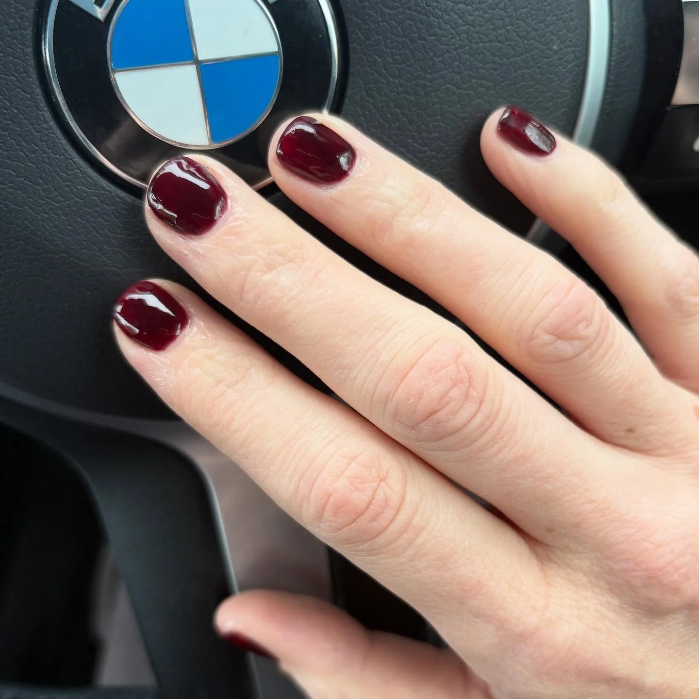 The colour of the season! @the_gelbottle_inc  using #Manor @naturalbeautybexhill with our talented therapist Shanay 🍂 we have spaces still available for the weekend - take a look at our live availability and offers online 🍂 #littlecommonbeautysalon