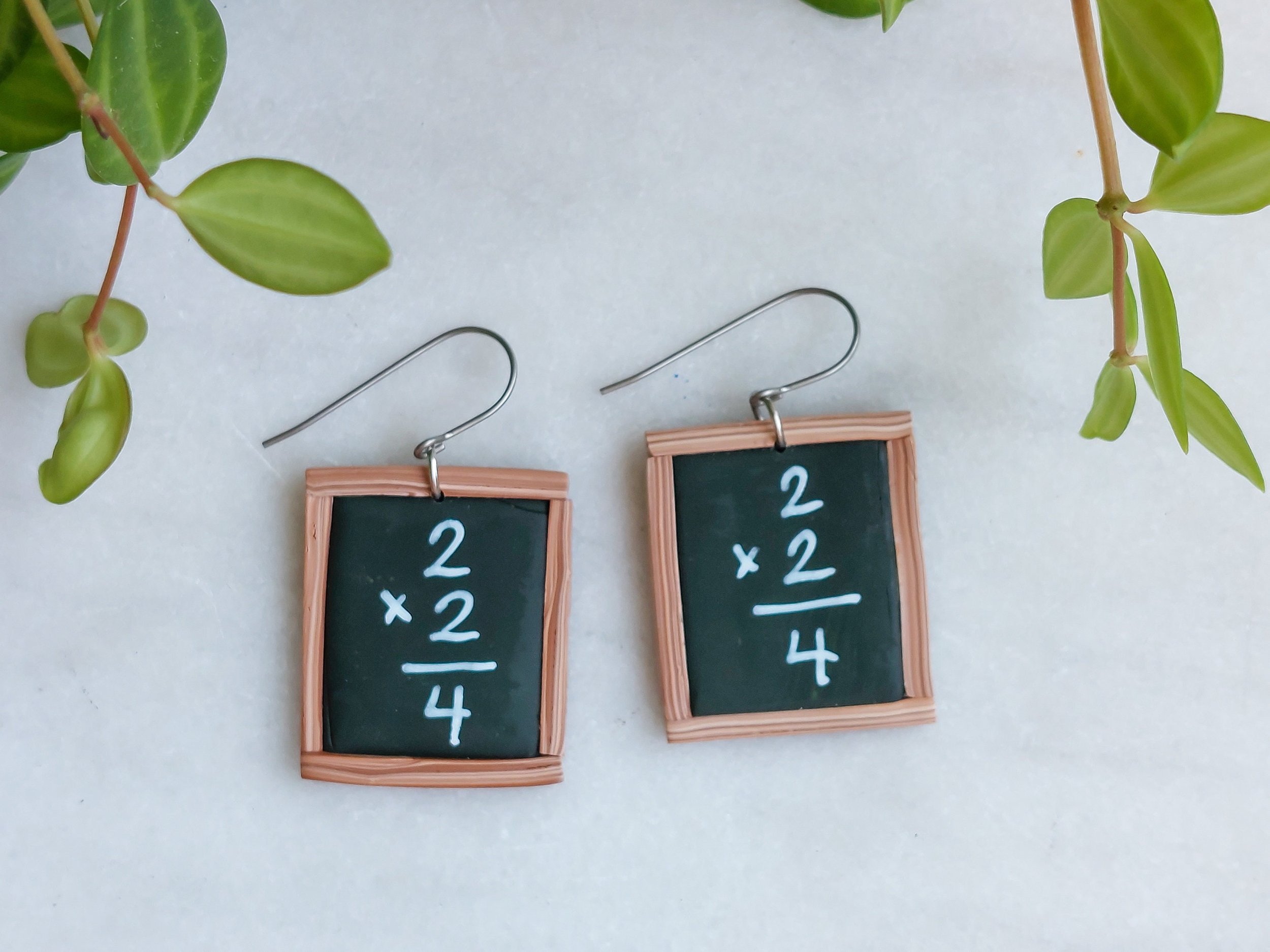 https://i.etsystatic.com/15080747/r/il/2717e4/4125421897/il_fullxfull.4125421897_euwe.jpg