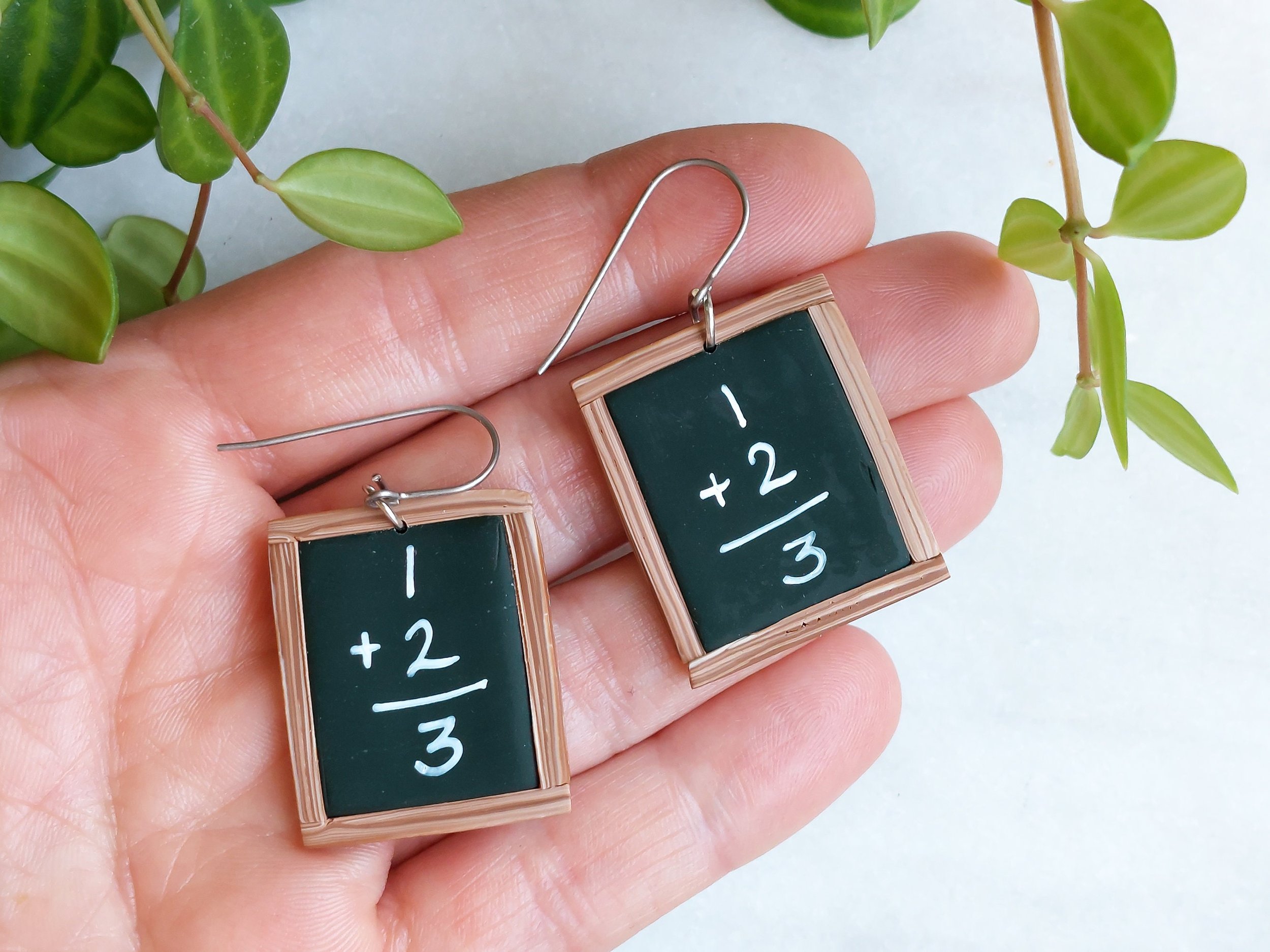 https://i.etsystatic.com/15080747/r/il/bf09b1/4077778100/il_fullxfull.4077778100_8bby.jpg