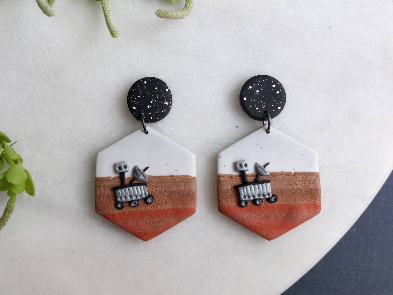 https://i.etsystatic.com/15080747/r/il/dad8cd/3556202313/il_fullxfull.3556202313_59ml.jpg