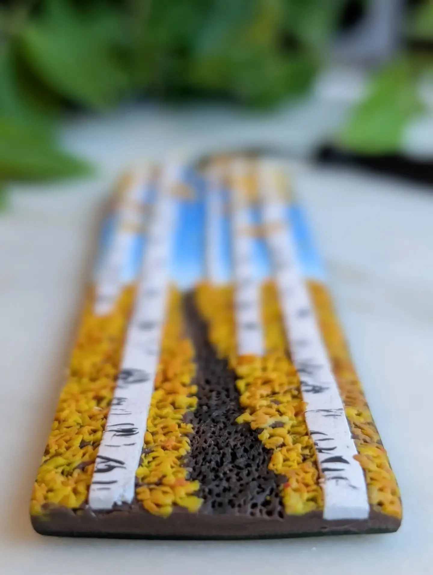 I can practically smell the fallen leaves and hear their crunch on the forest floor. 🍂

Autumn aspen forests are back in stock, and there are even a couple of bookmarks and a pendant this time!

These are online and are coming to Naturecore on Satur