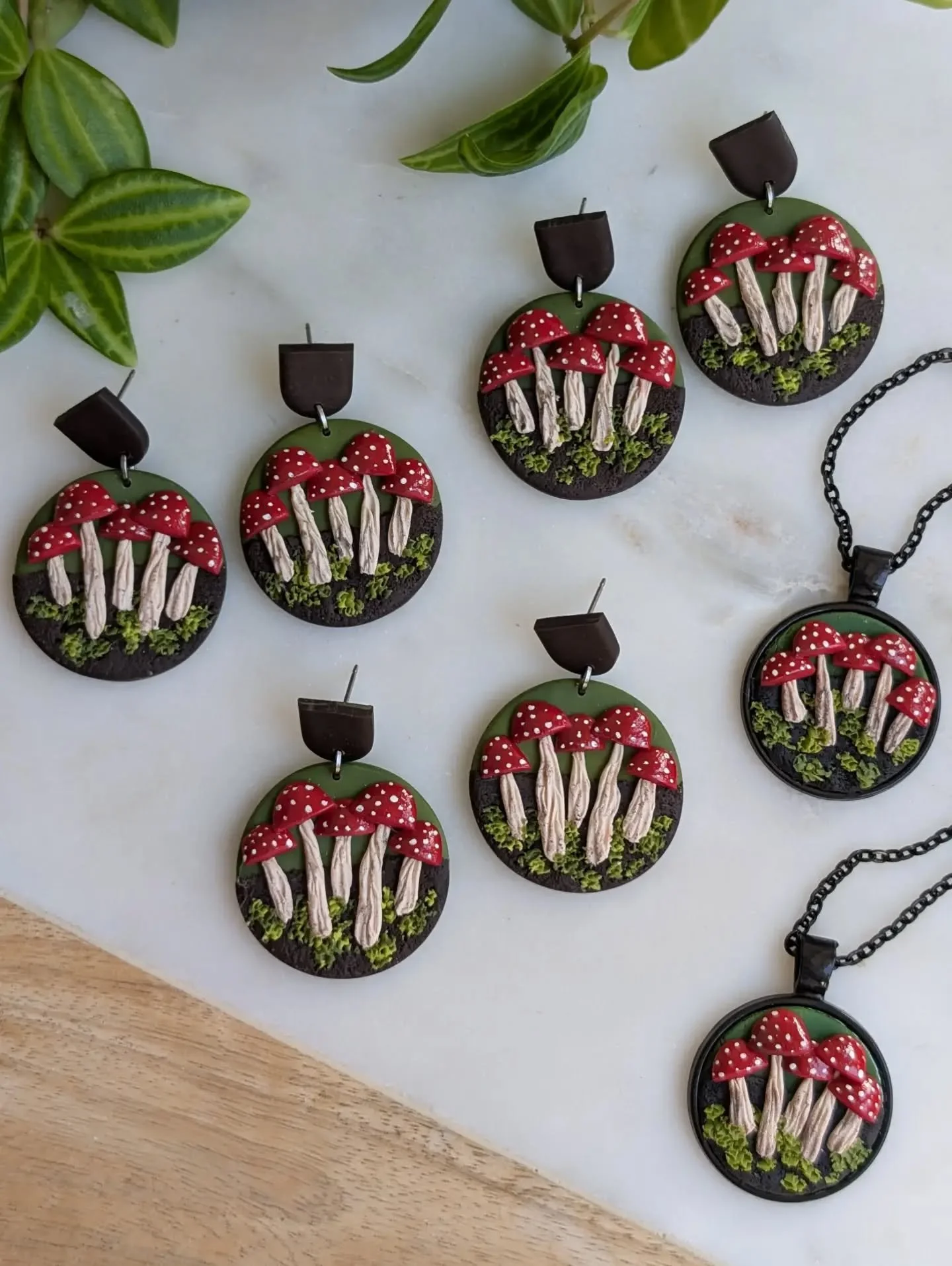 Who loves MUSHROOMS? 🍄

I am SO excited to share these little whimsical woodland pieces. They're available online and at Naturecore tomorrow!

Whimsical jewelry | unique gifts | shop small | Alberta artisan