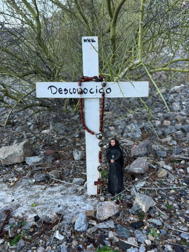 Cruz y madre cabrini.jpeg