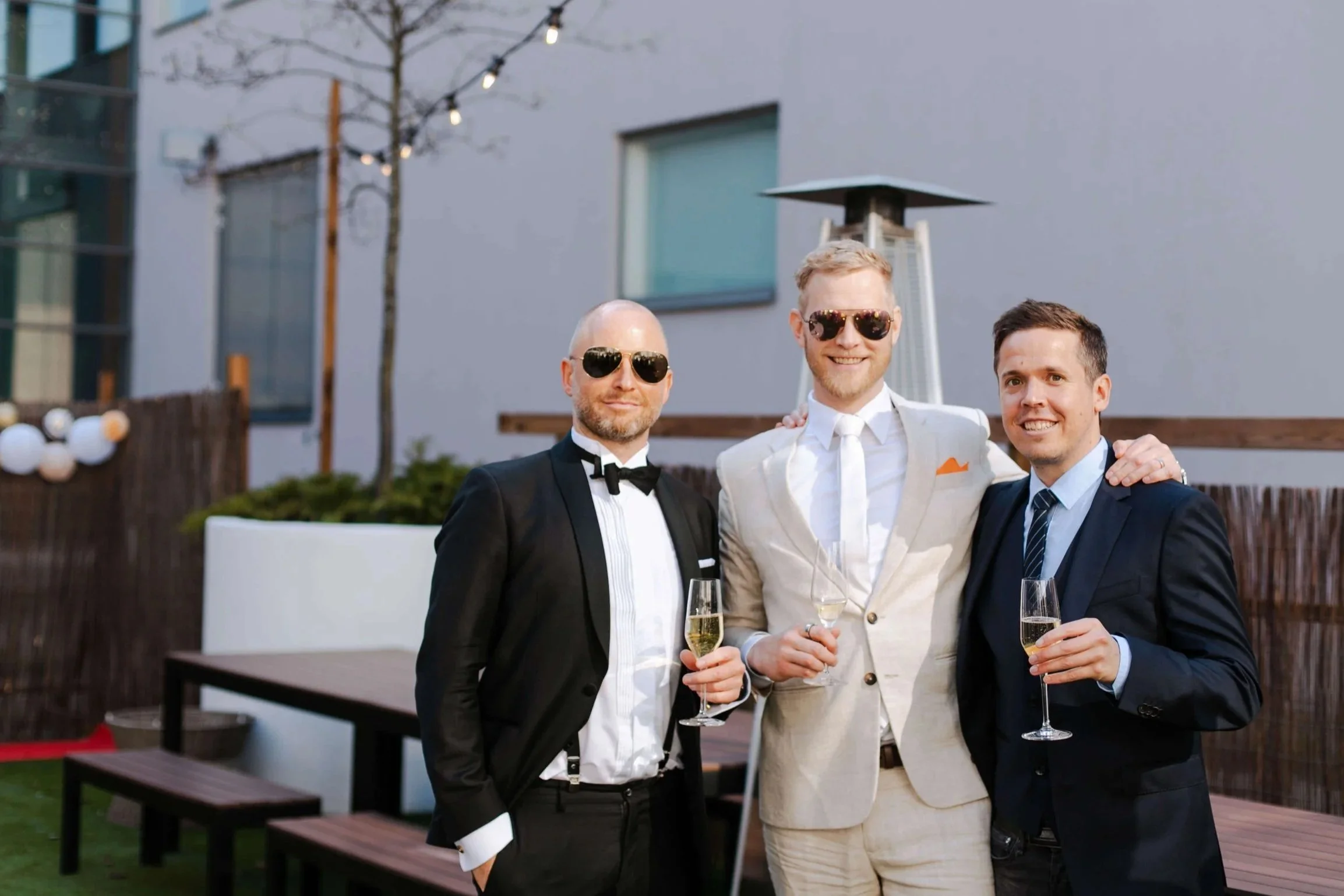 Tapahtumakuvaaja Helsinki — ammattimainen tapahtumakuvaus yritystapahtumiin, juhliin, konferensseihin, gaalaillallisiin ja bränditilaisuuksiin. Dokumentaarinen tyyli, joka tallentaa aidot hetket ja tunnelman. Event photographer Helsinki


