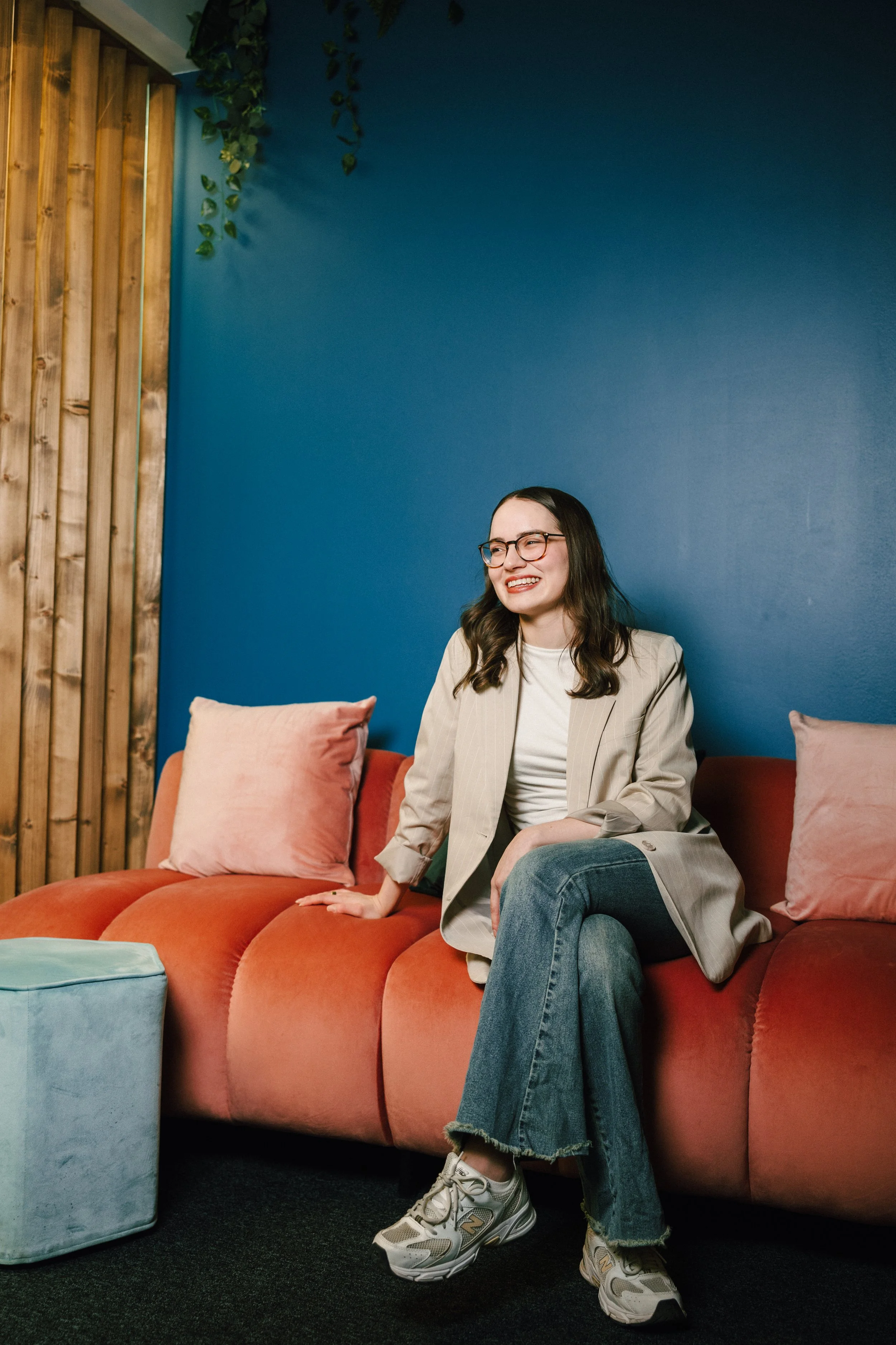 Brändikuvaus yrittäjille Helsingissä. Henkilöpotretit ja yrityskuvat verkkosivuille ja someen. Brand photography in Helsinki. Personal portraits and business photos for website and social media. aitotalotekniikka
General Help