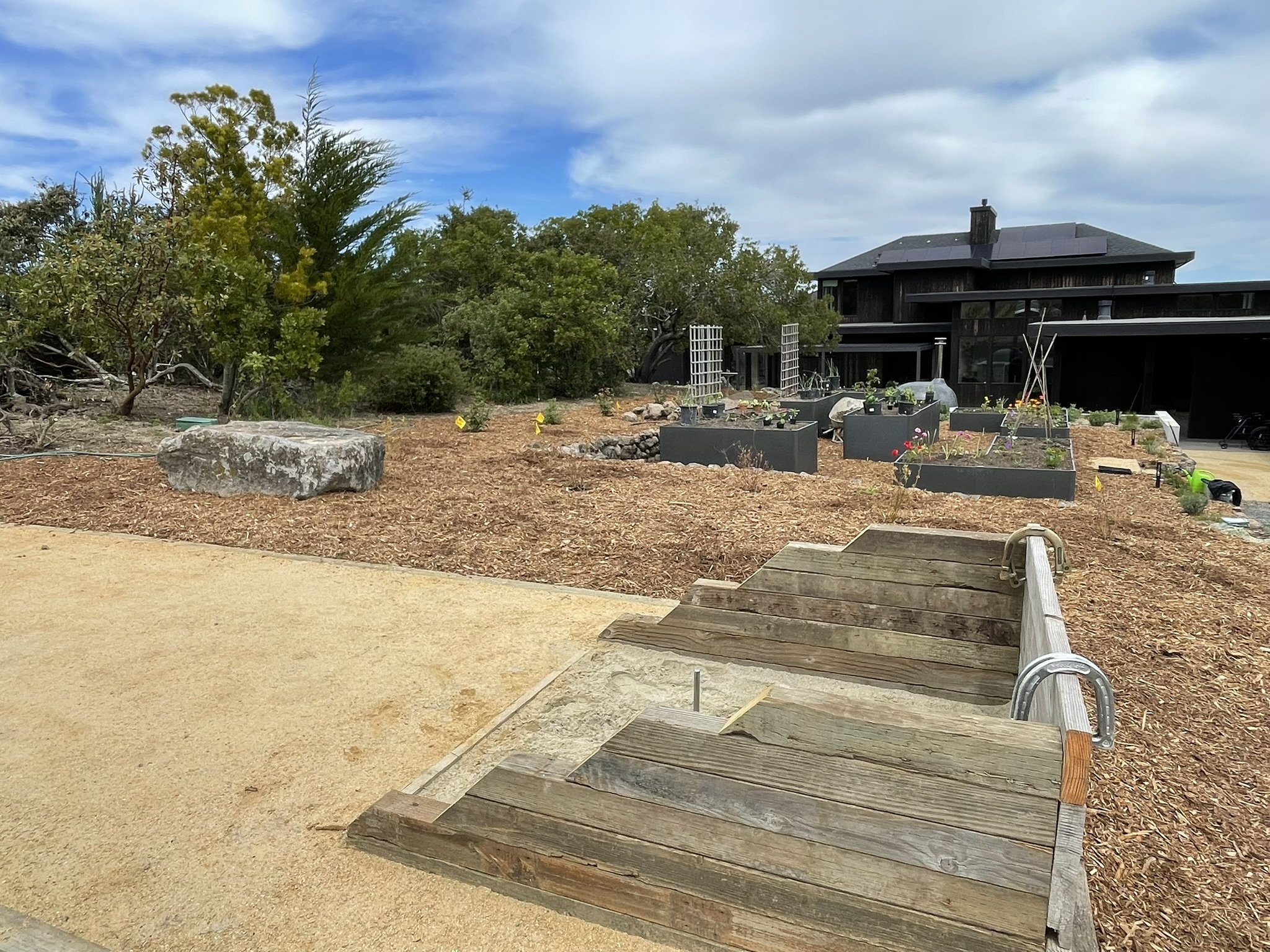 DG Horseshoe court built near the culinary garden