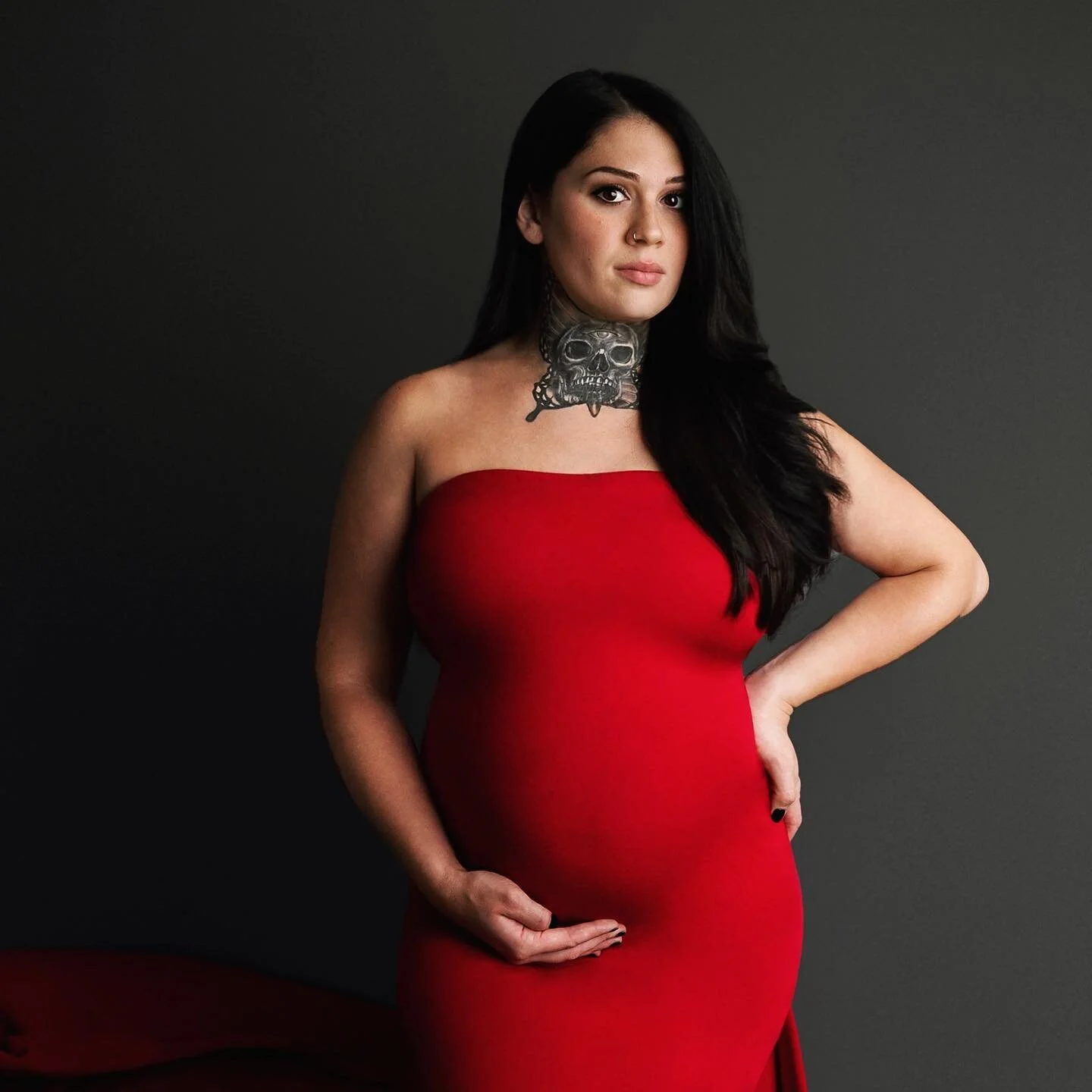 Gorgeous🔥 
&hellip;
&hellip;
&hellip;
&hellip;
&hellip;
&hellip;

#SaintJamesNY #StJamesNY #Smithtown #SmithtownNY #WakeUpLake #Nissequogue #HeadOfTheHarbor #Maternity #MaternityPhotographer #MaternityPhotoShoot #Fierce #Red #Photography #Photograph