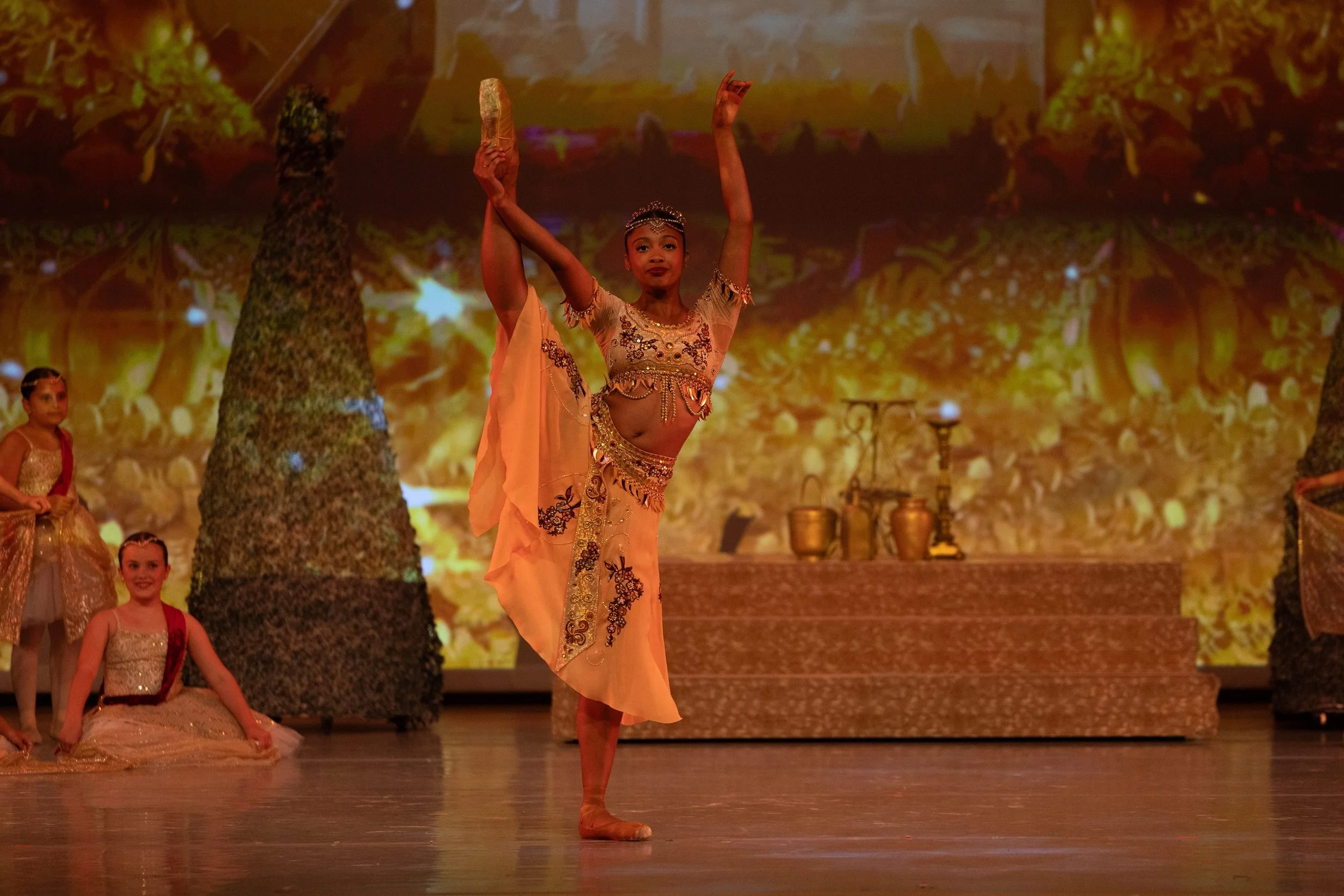 Arabian Nights Performance ✨

Thank you, @mauriciopaiz, for capturing these beautiful memories and the spirit of our performance so perfectly. 💙📸