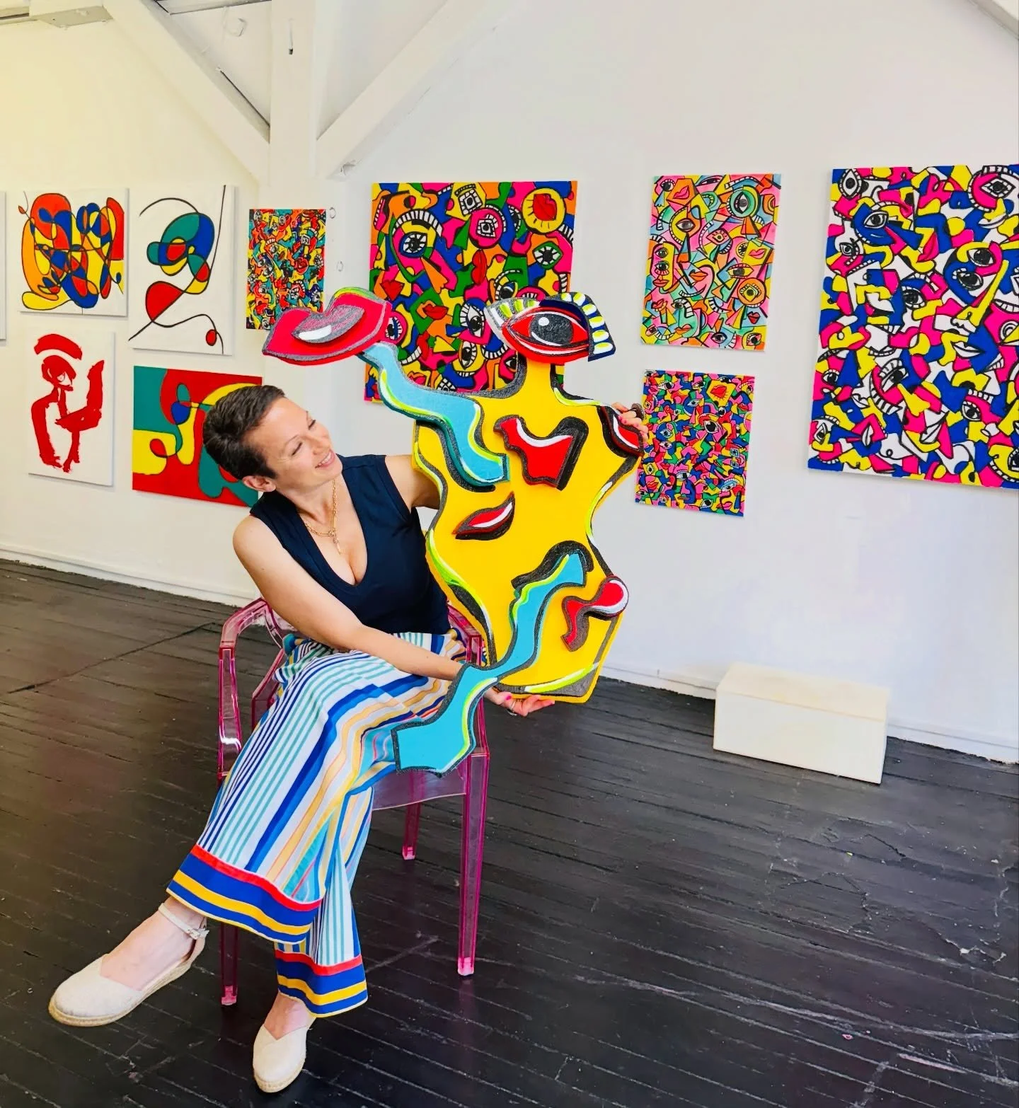 I started to make 3D sculptural artworks because I got sick of the flat canvas surface.
.
I was flipping through a book of Jean Dubuffet&rsquo;s artworks and read that he made his sculptures from foam.
.
So I ordered some foam pieces from Amazon. Did