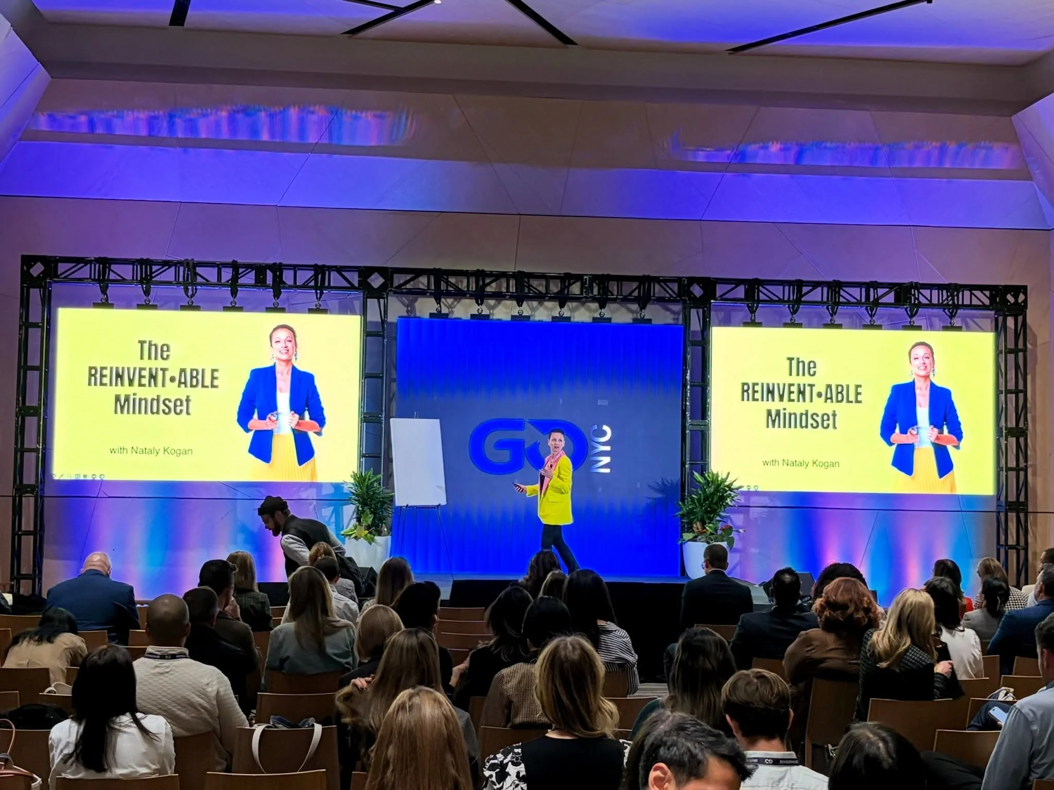 Thank you @demandbase for inviting me to be your keynote speaker for the GO NYC summit. I absolutely loved the energy in the room.

The focus of the event was how to bring together human creativity and judgment together with AI to create great soluti
