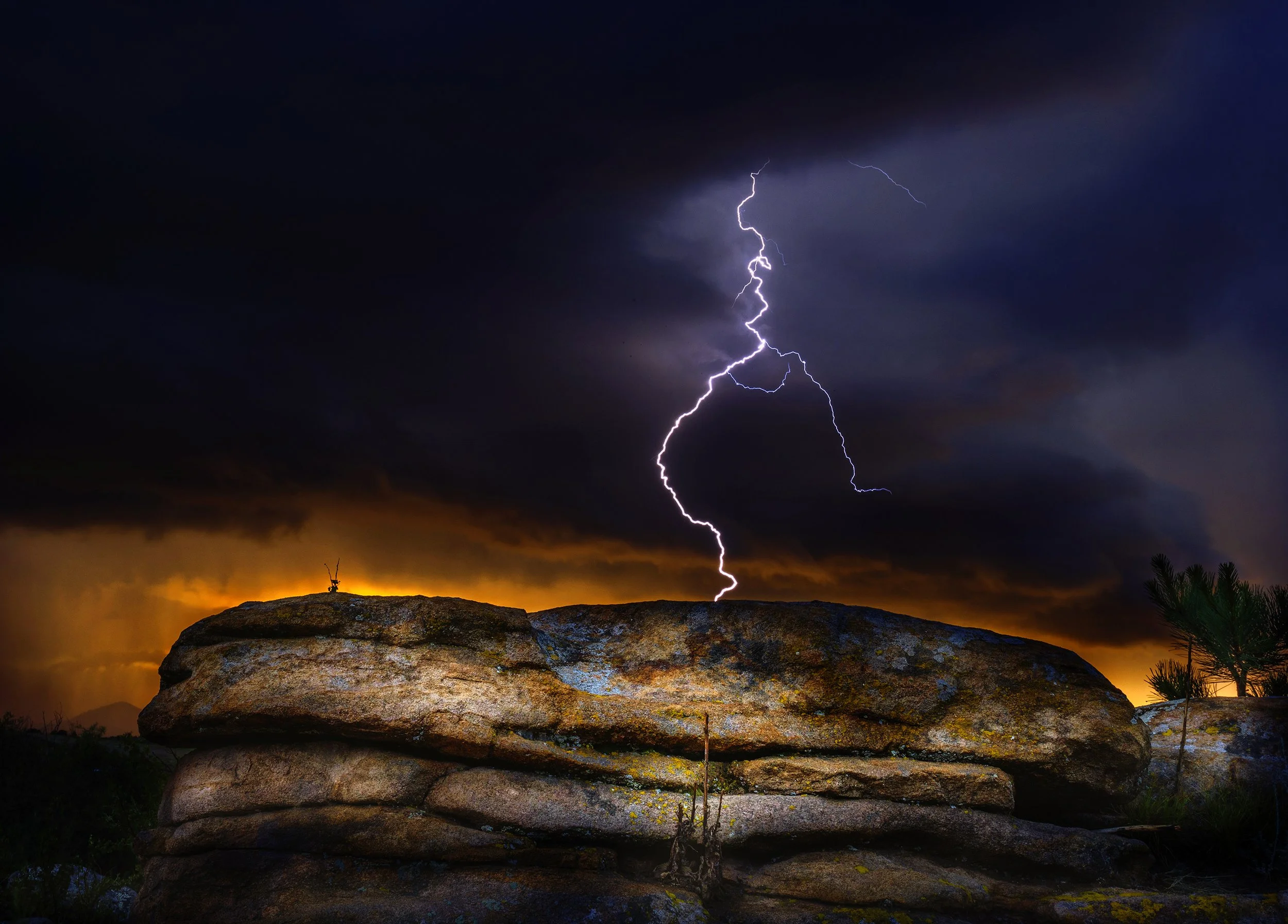 Rock and Lightning 1 VP 150ppi.jpg