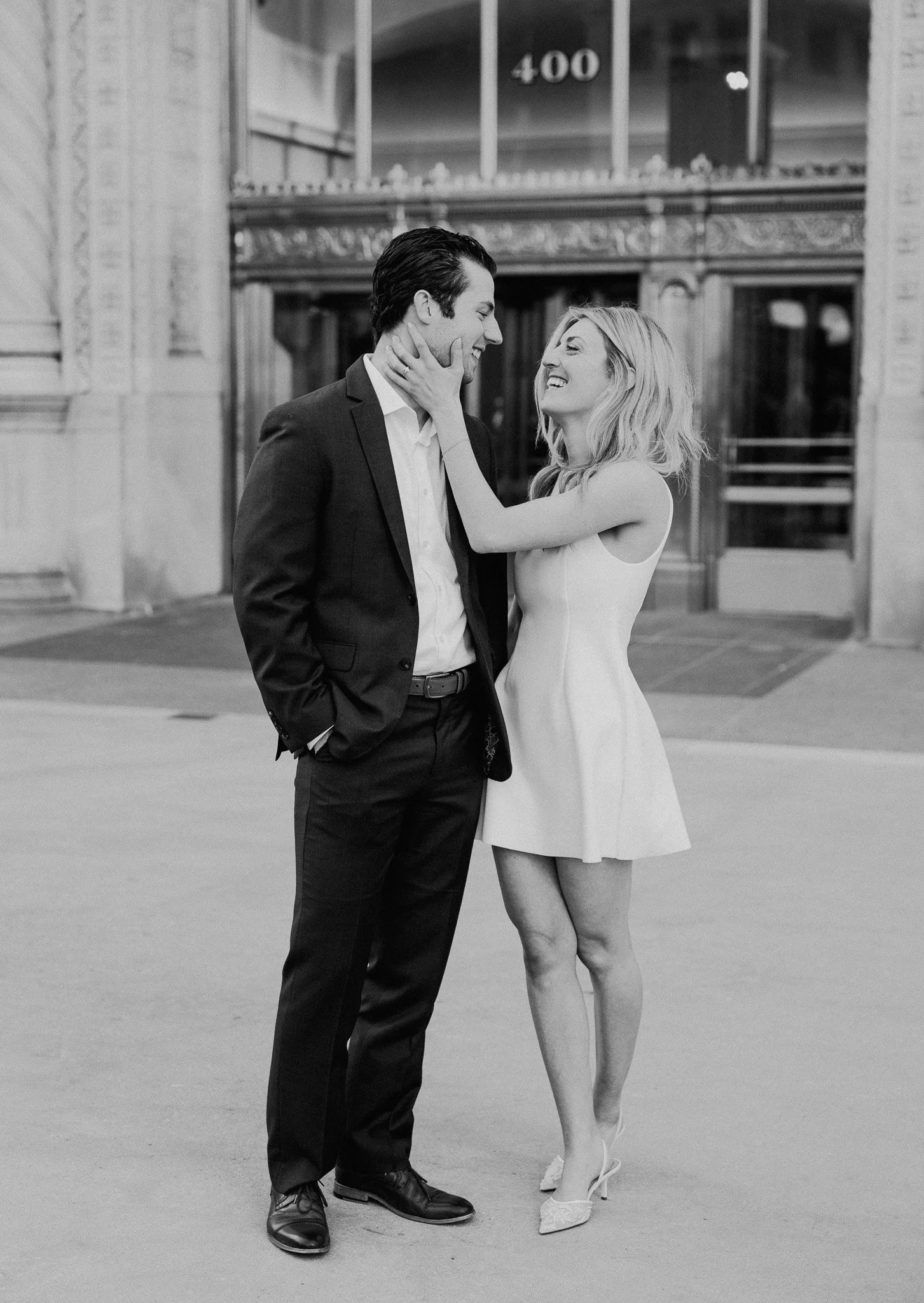 wrigley building chicago engagement photos