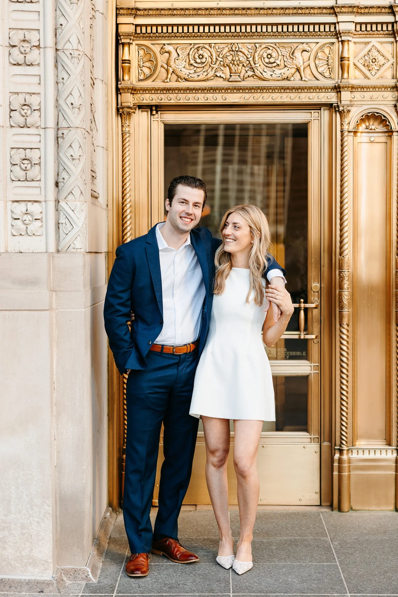 wrigley building chicago engagement photos