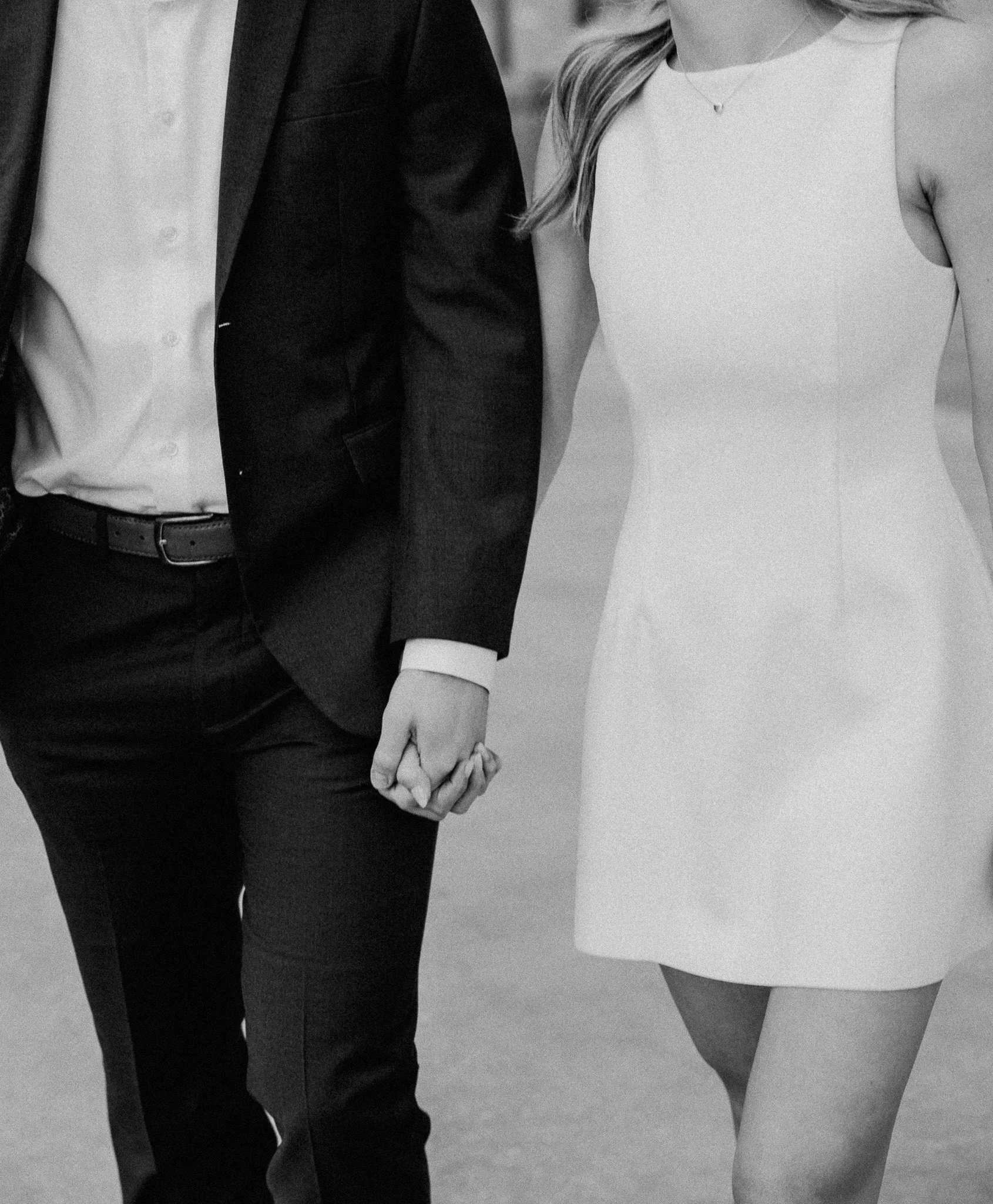 wrigley building chicago engagement photos