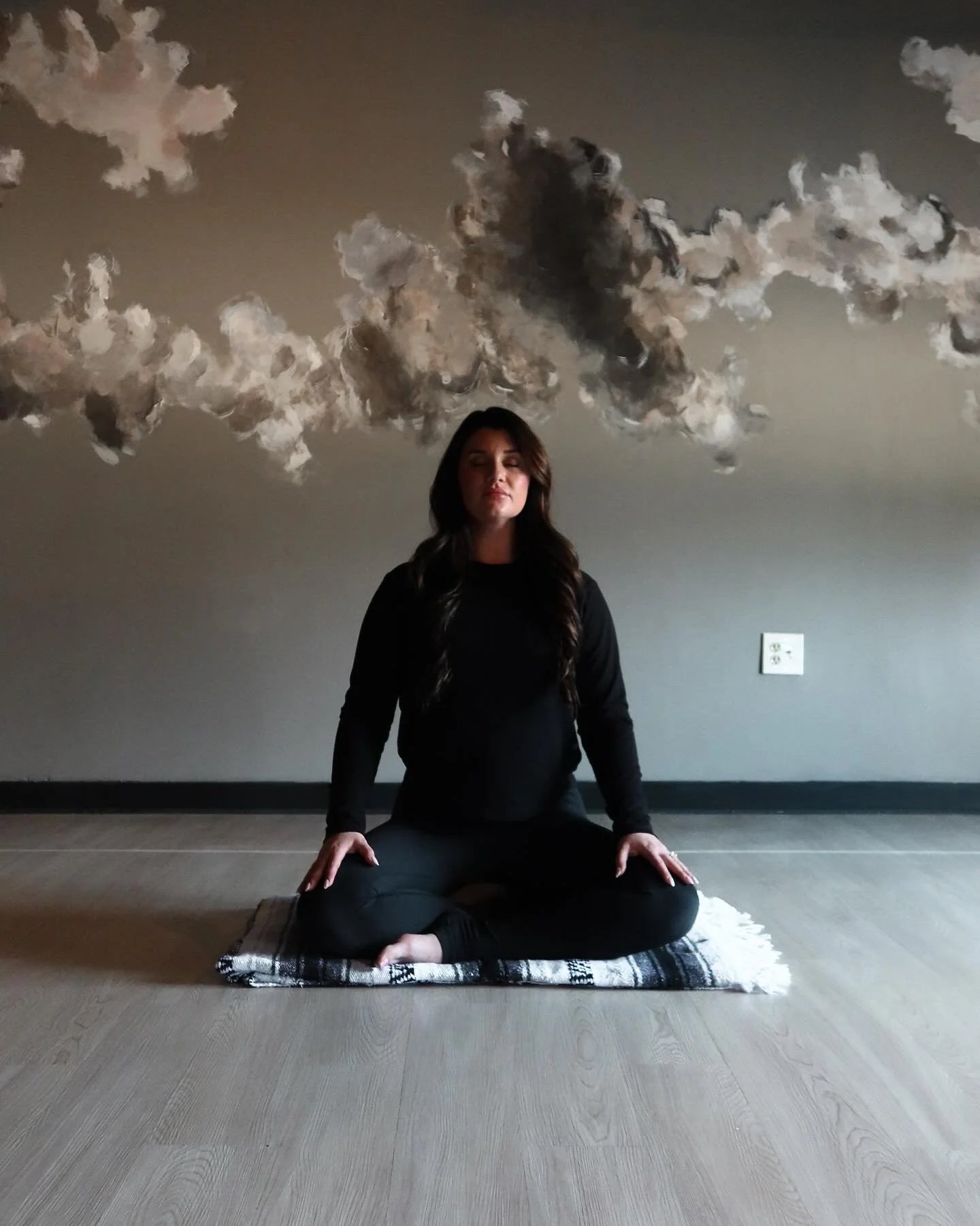 Join Kim for a 90-minute Winter Solstice Yin + Reiki workshop
December 21st 2-3:30p

Slow down, soften, and honor the shortest day of the year with a practice focused on release, renewal, and inner light.

Settle into deep yin poses for the hips, spi