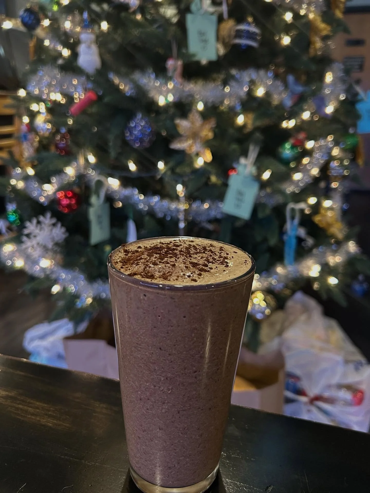It&rsquo;s Back for the Holiday Season! 

Say hello to our Mint Cacao Smoothie &mdash; the festive fave we had to bring back this year.

This nutrient-packed holiday blend includes:
Cauliflower, Hemp hearts, Cacao nibs + cacao powder, Peppermint, Coc