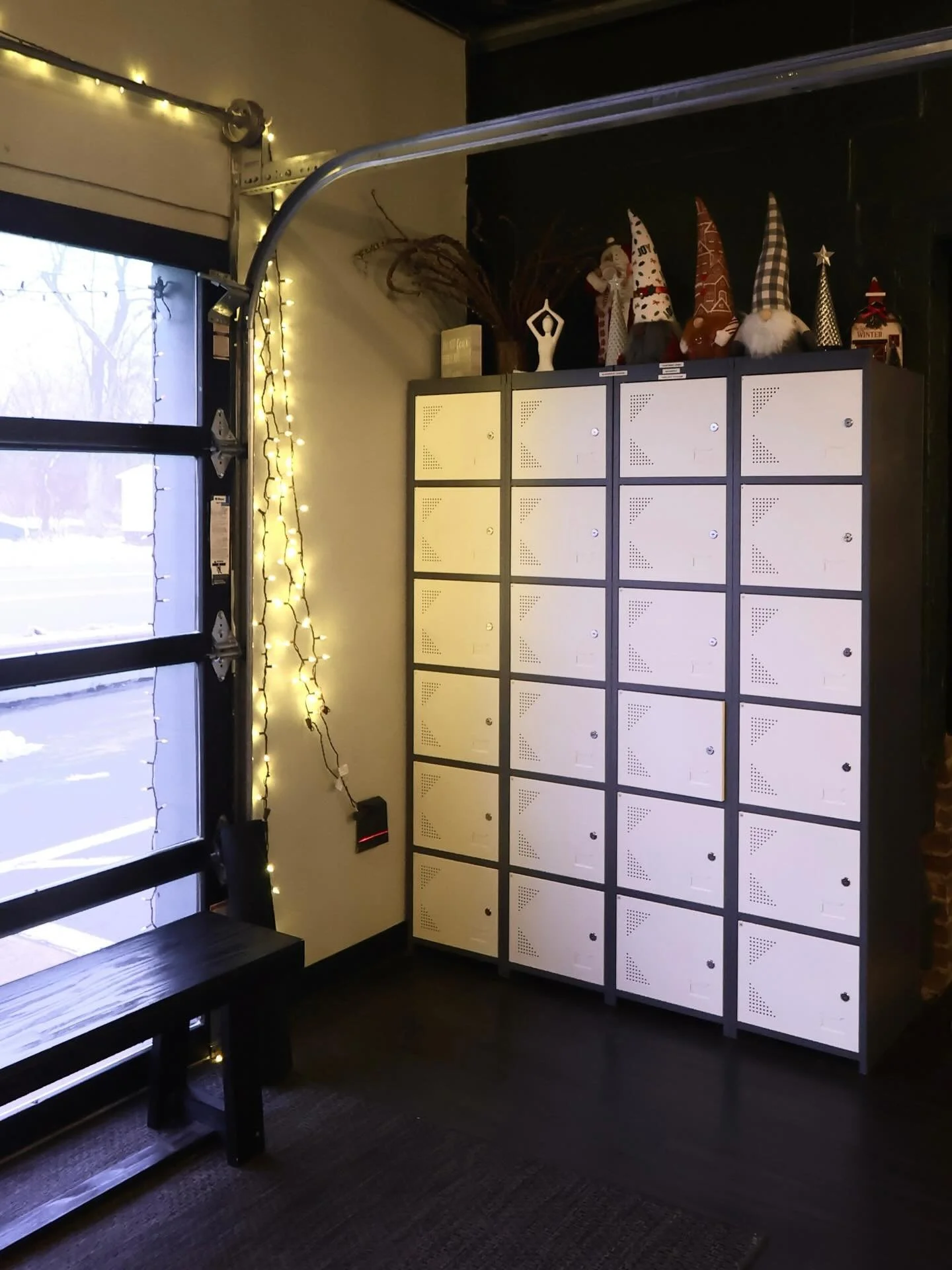 New Locker Policy 🤍

Hey friends! 
A quick update: from now on, if you&rsquo;d like to use a locker, just swing by the front desk or ask your yoga teacher for a key. We&rsquo;ll hand you a key and a locker number &mdash; take it with you to class an