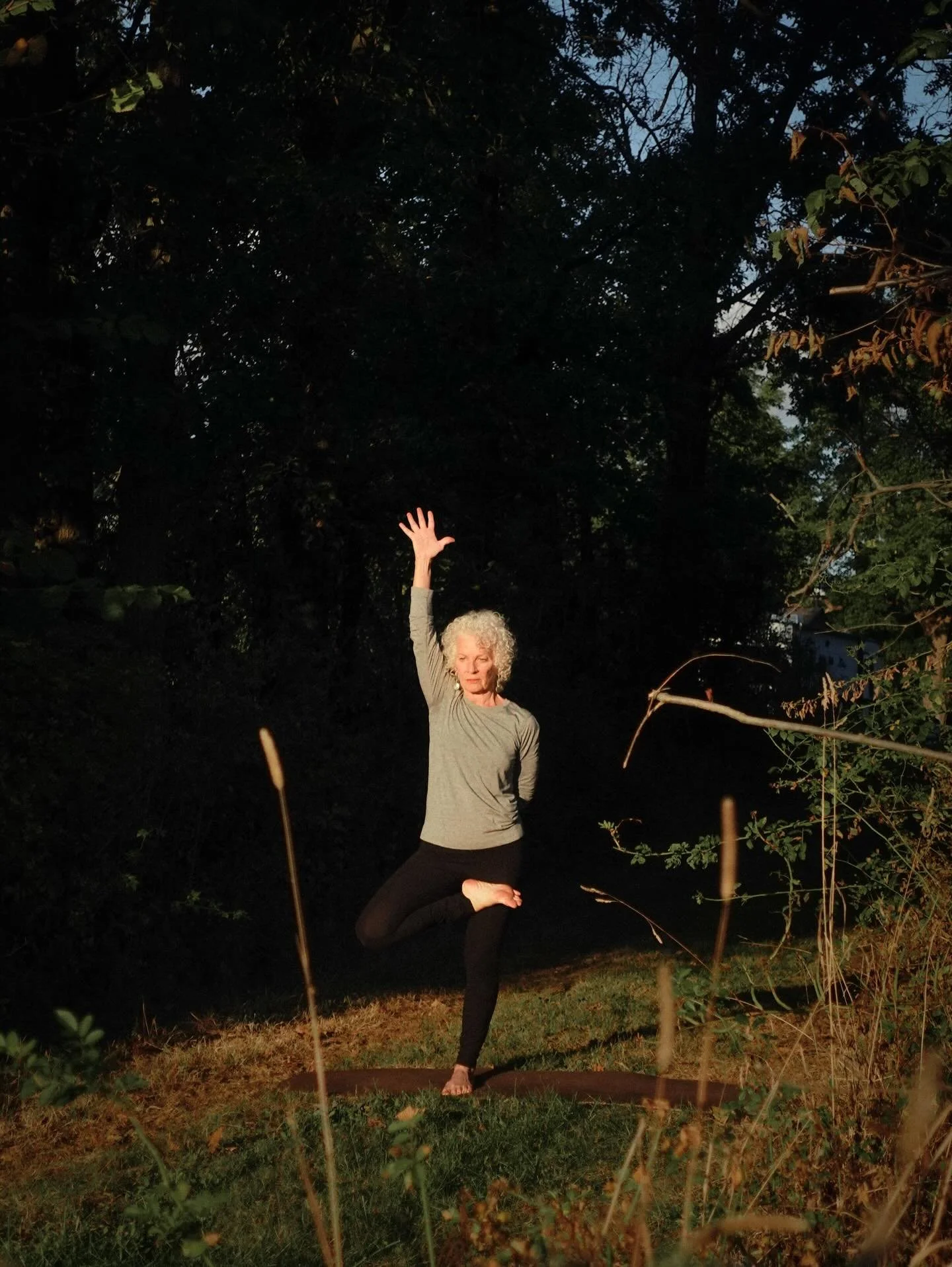 Flow, restore, and snack? Say less 🎼
Join us for Vinyasa to Restore + Caf&eacute; Gathering with the dream duo
🧘&zwj;♀️ Frannie guiding us from flow to full-body exhale
🎸 Matilda setting the mood with live acoustic guitar

We&rsquo;ll move, breath