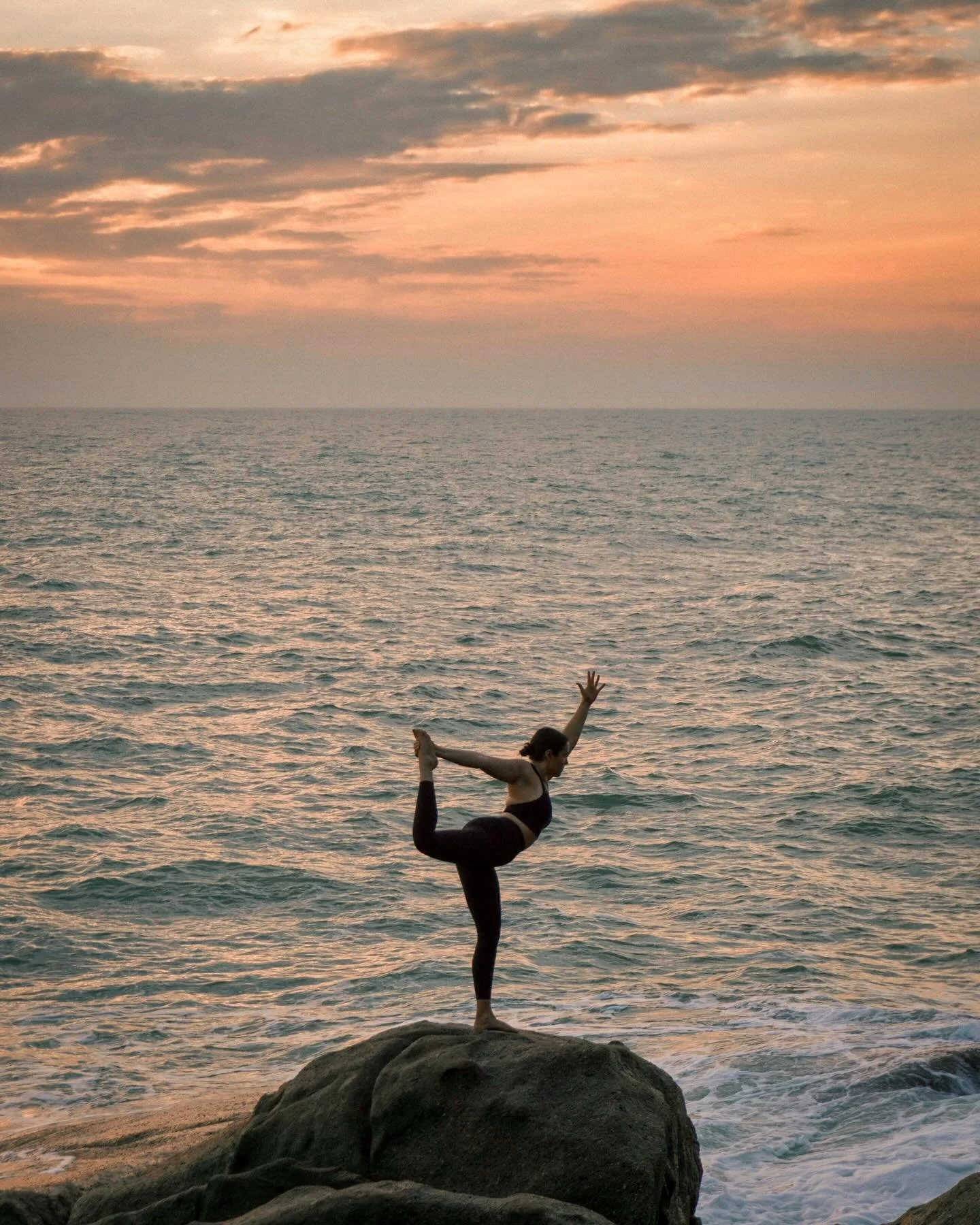 Bliss Through Breath with Christina 🌿

Join us for a 60-minute immersive breathwork and meditation experience designed to calm the mind, awaken the body, and reconnect you to your most grounded self.

This guided workshop blends gentle movement, int