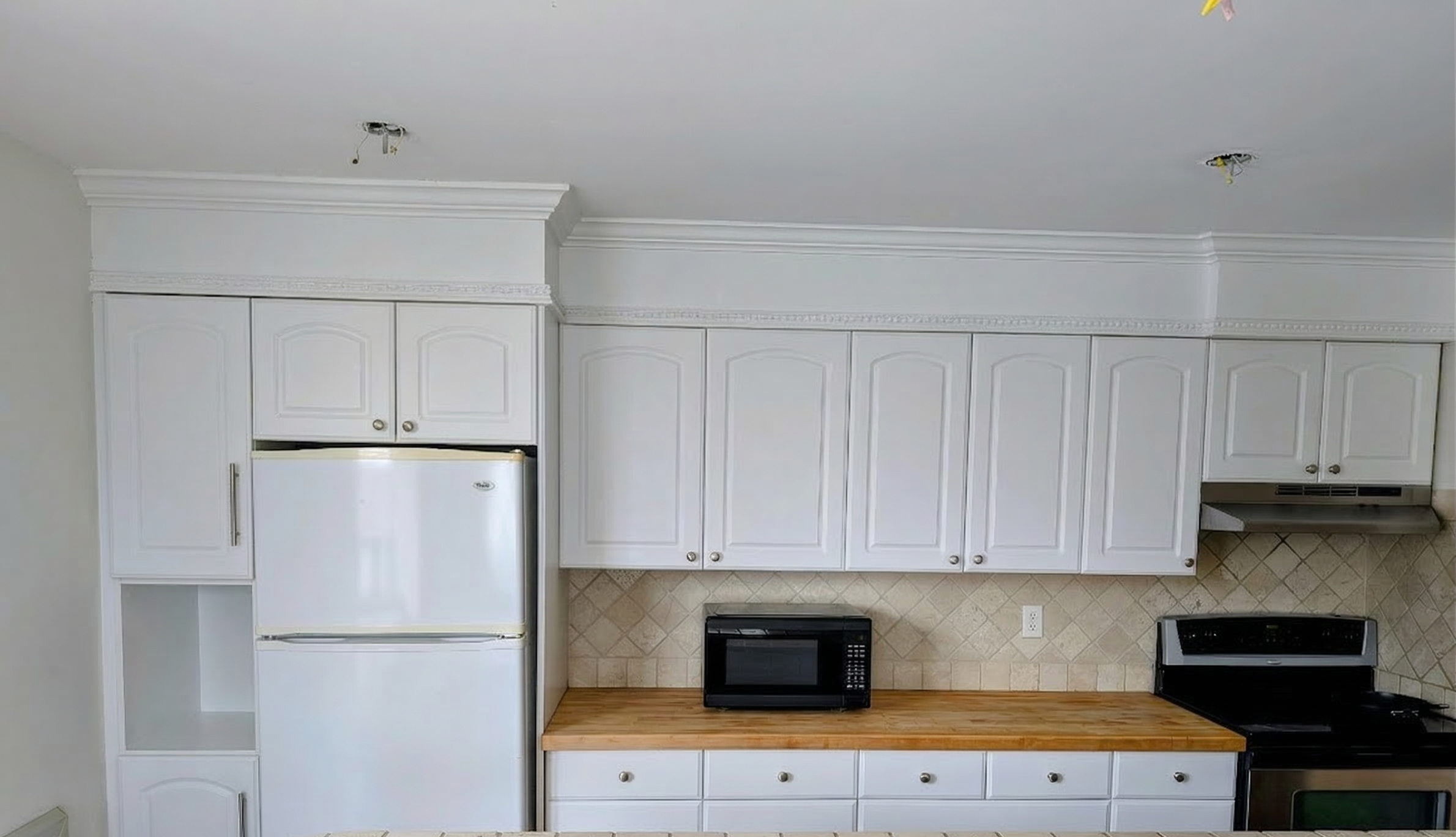 Kitchen with white cabinets painting London, Ontario