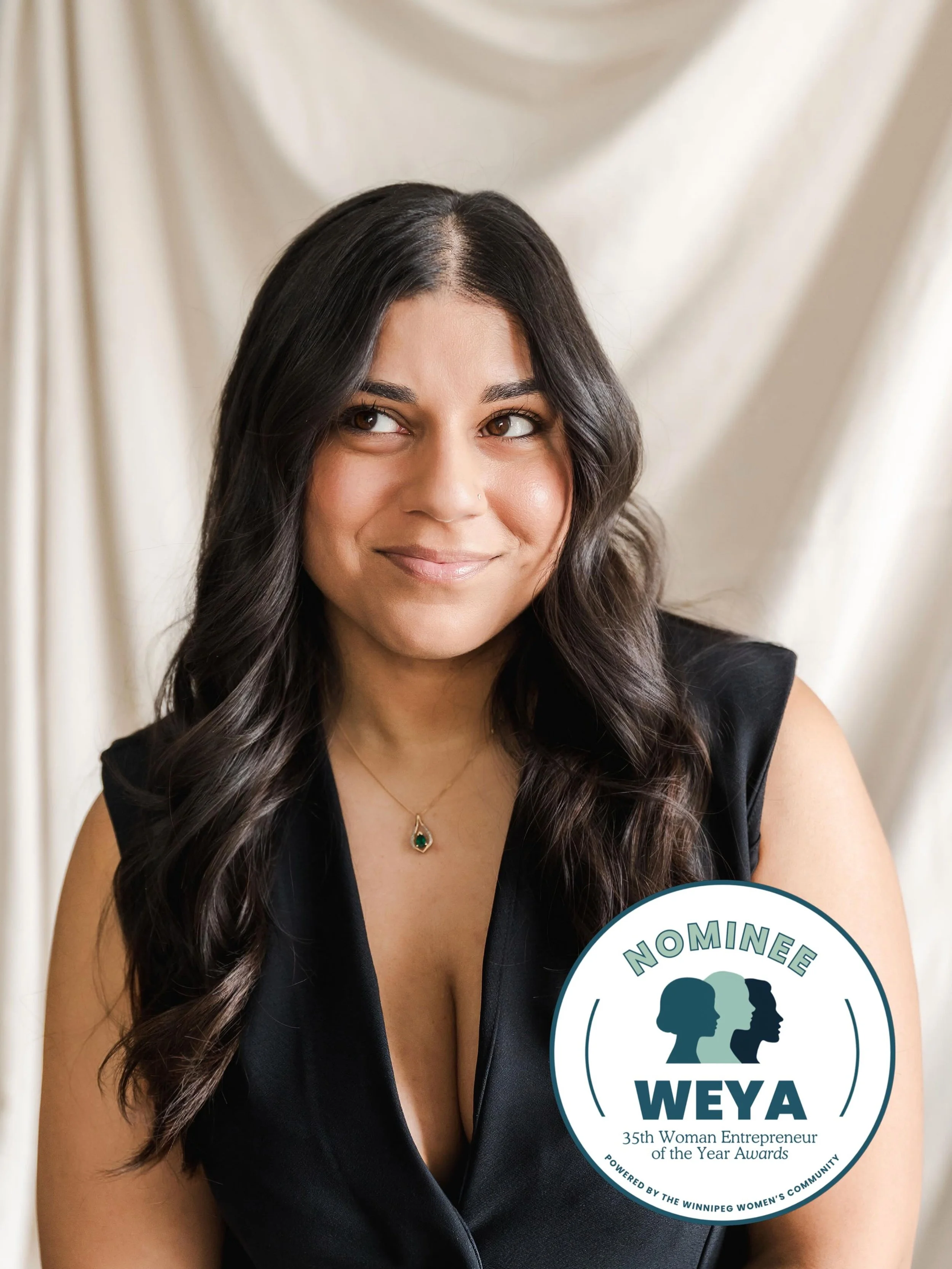 It&rsquo;s officially your girls been nominated &hearts;️&hearts;️ incredibly grateful and so humbled to be nominated by another incredible human (please let me know who you are!) Feeling so thankful for the community around me.
@weya_mb 

📸 @brenna