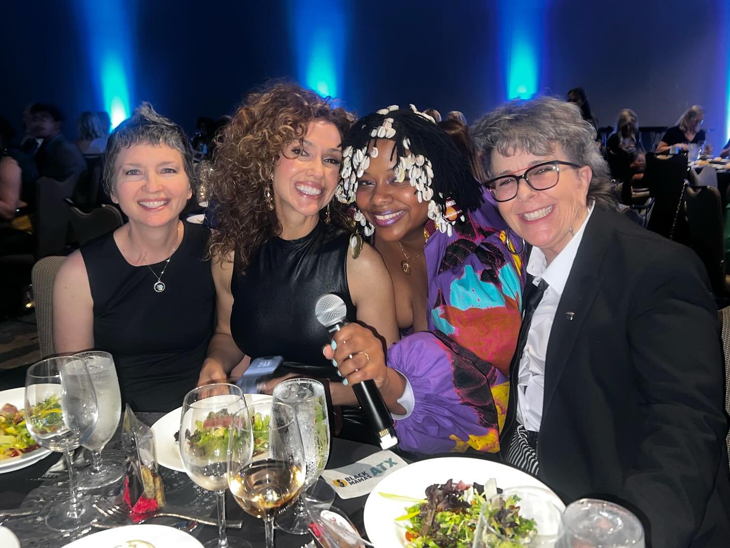 Have we mentioned we are slightly obsessed with our 5 FOR 5 Grantees! 😍😍😍😍😍

Had a blast celebrating the 10th Annual @austinwoman Austin Woman&rsquo;s Way Awards &amp; Gala ! 

📸 @lesliesisson @estanifrizzell @qidadalife @alison_tucker_music @i