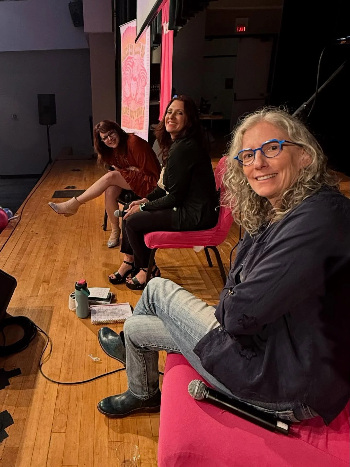 Verve 2025 gave us more than a stage, it gave us a room full of resonance. Snapshot from a favorite moment: @wendycolonna and @lurleenladd joined @elizabethwillsmusic —musician and innovation, engagement, and communication strategist for a conv