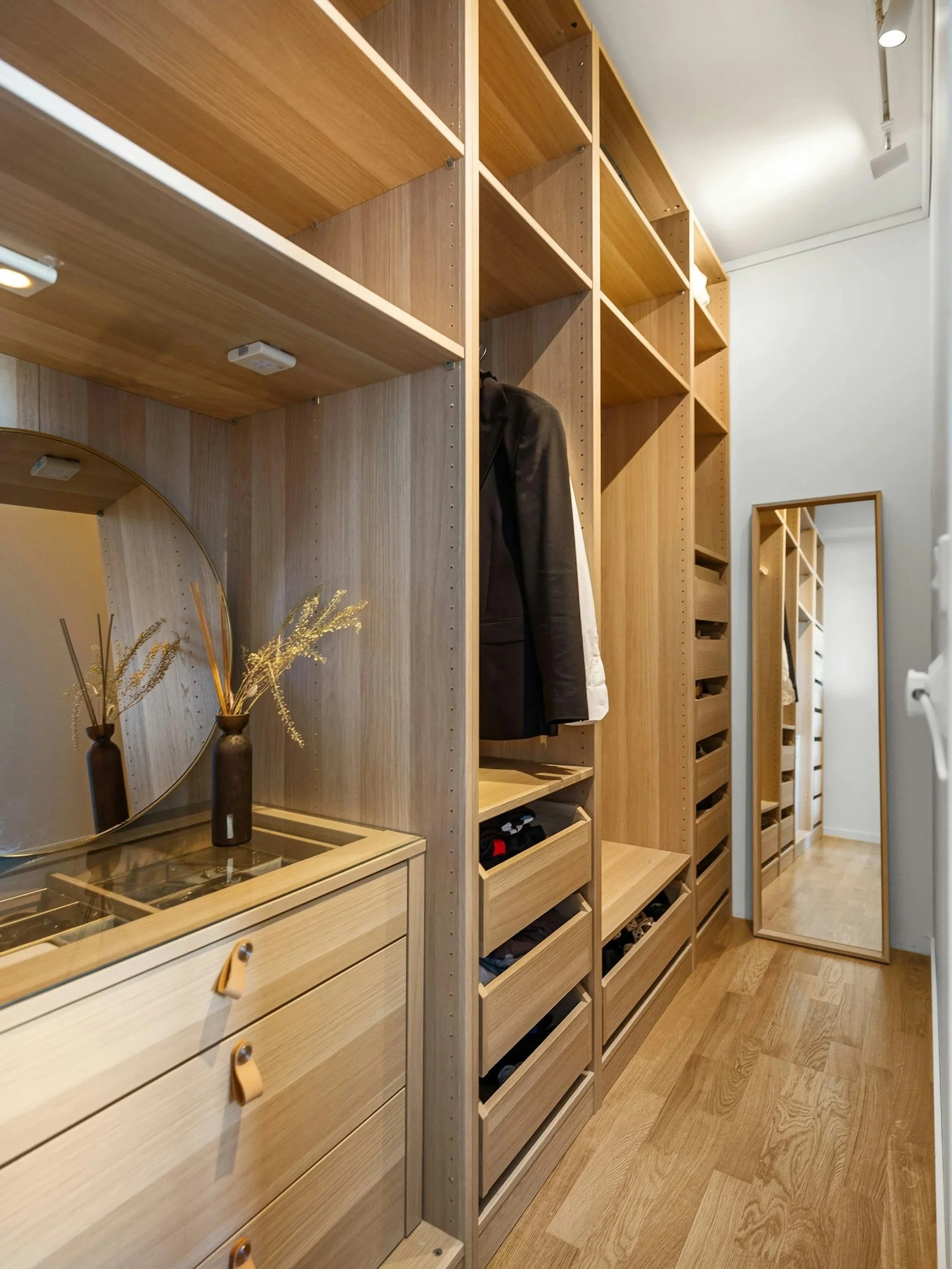Custom design for your builder-grade closet in Boise, Idaho